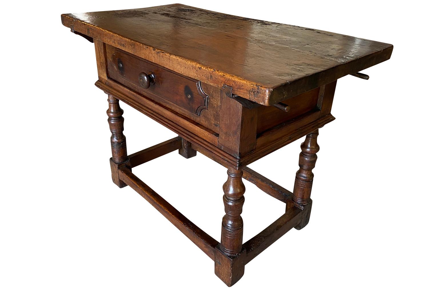17th Century Italian Side Table In Good Condition In Atlanta, GA