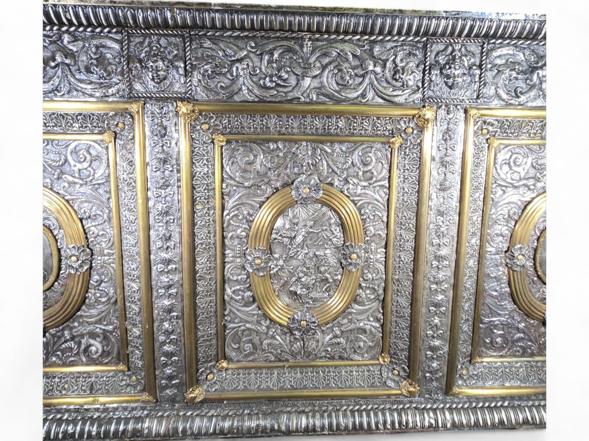 17th-Century Italian Silver and Gilt Silver Altar Panel (Paliotto) For Sale 9