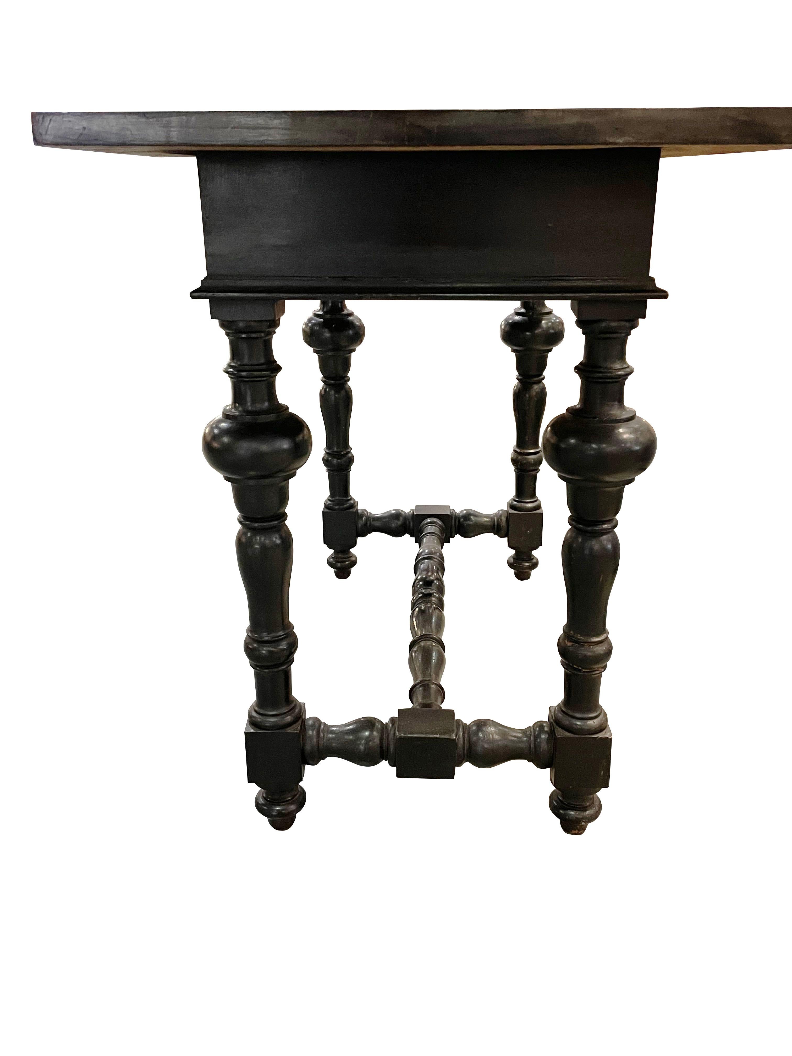 18th Century and Earlier 17th Century Italian Single Drawer Desk or Side Table, Italy, 17th Century For Sale