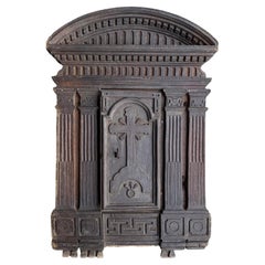 17th Century Italian Tabernacle Walnut Door - Antique Renaissance Décor Piece