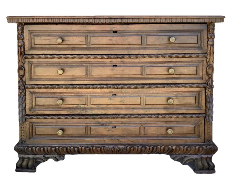 18th Century and Earlier 17th Century Italian Walnut 4-Drawer Commode