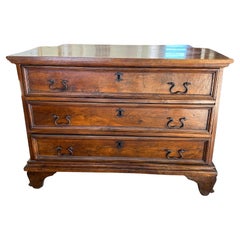 17th Century Italian Walnut Chest of Drawers / Commode / Canterano