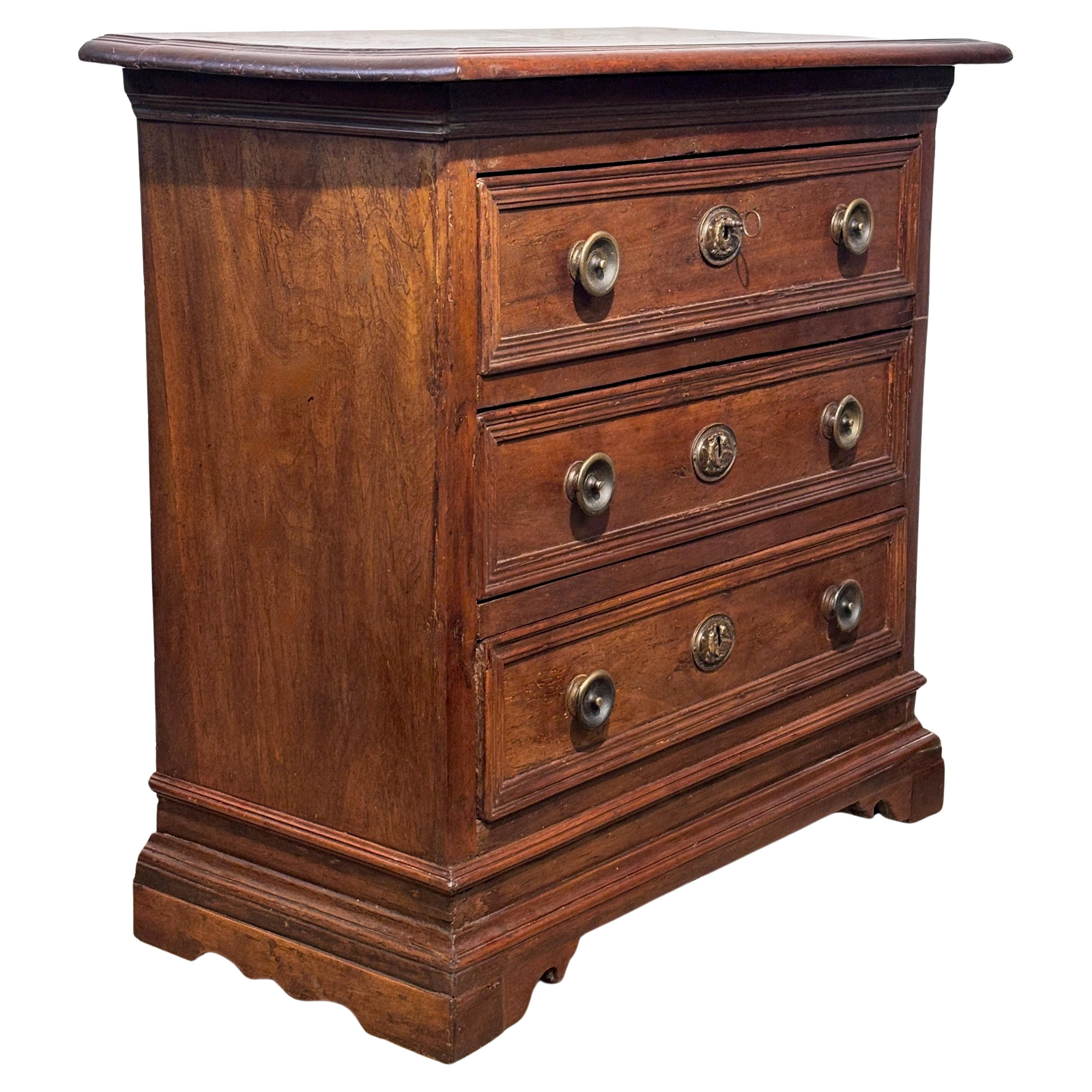 17th Century Italian Walnut Chest of Drawers For Sale