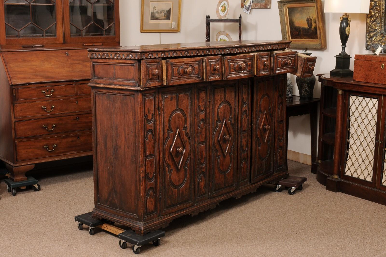 18th Century and Earlier 17th Century Italian Walnut Credenza with 3 Doors and 7 Drawers For Sale