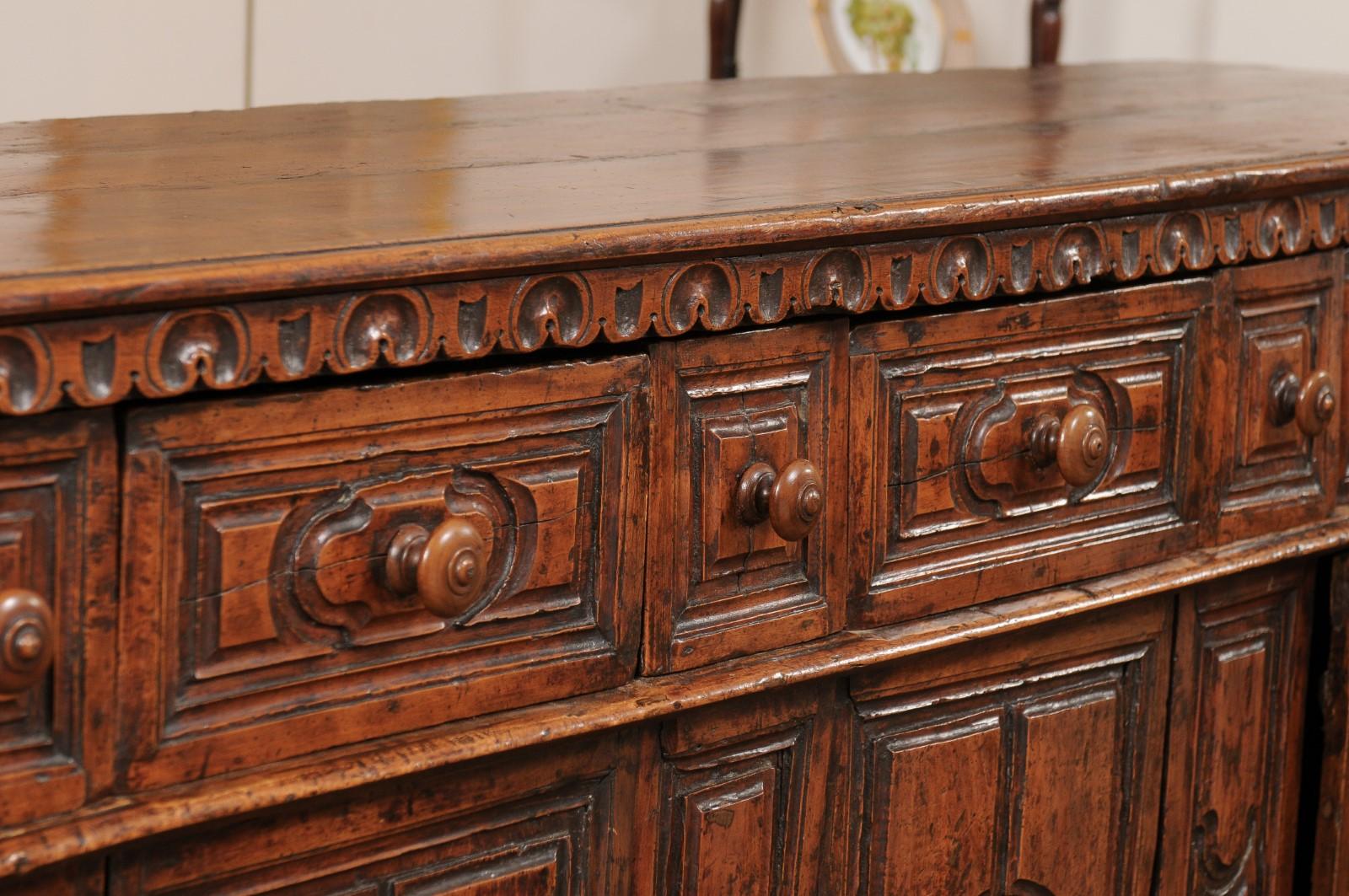 17th Century Italian Walnut Credenza with 3 Doors and 7 Drawers For Sale 3