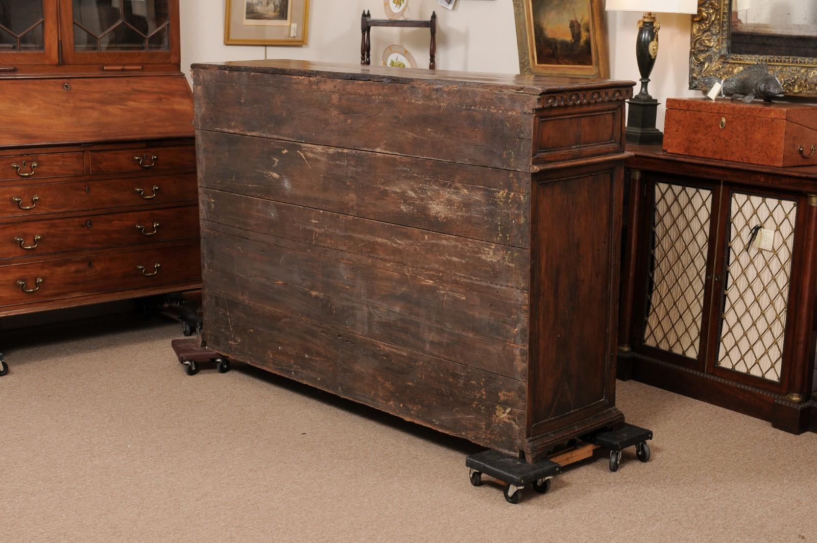 17th Century Italian Walnut Credenza with 3 Doors and 7 Drawers For Sale 5