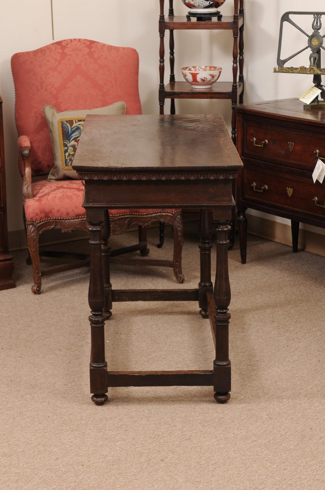 17th Century Italian Walnut Narrow Console / Center Table with Drawer  For Sale 9