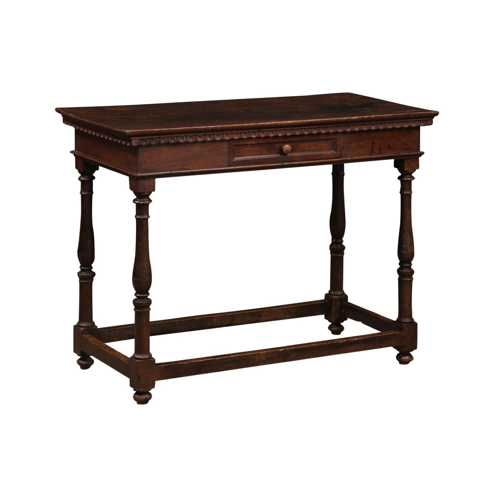 17th Century Italian Walnut Narrow Console / Center Table with Drawer  For Sale 4