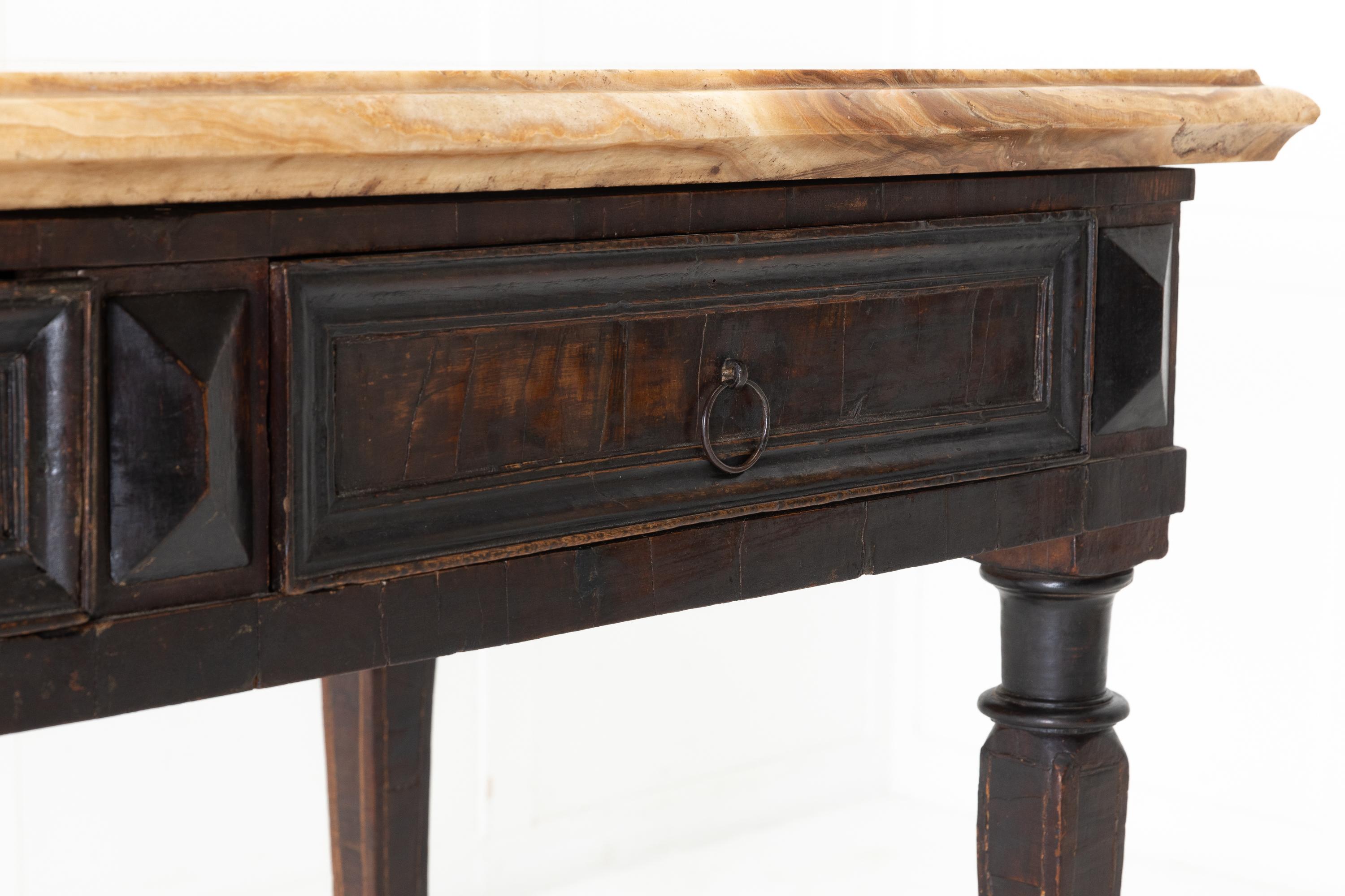 17th Century Italian Walnut Side Table In Good Condition In Gloucestershire, GB