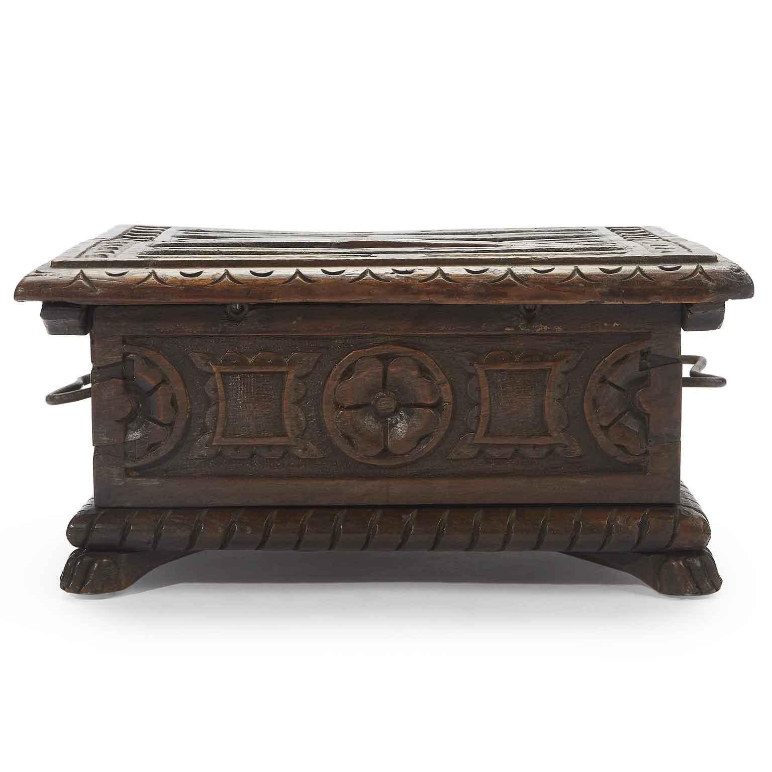 Hand-Carved 17th Century Italian Walnut Warmer Brazier Renaissance Style Walnut Box