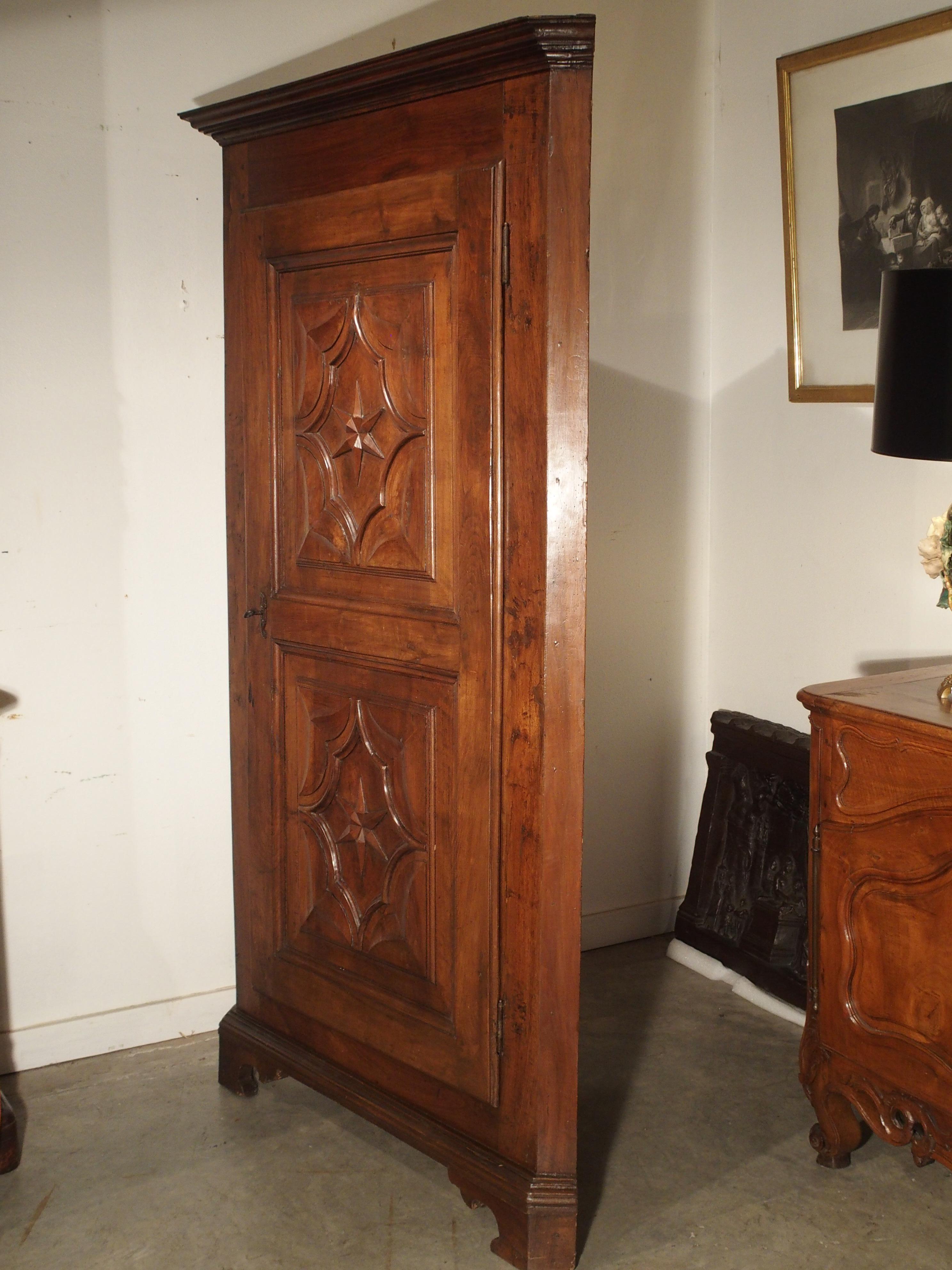 17th Century Italian Walnut Wood Corner Cabinet 7