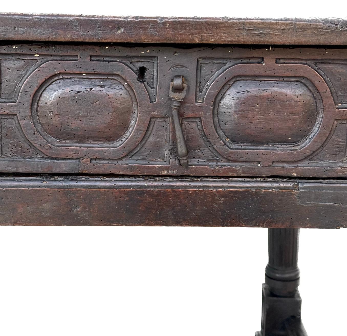17th Century Italian Work Table In Good Condition For Sale In Bradenton, FL