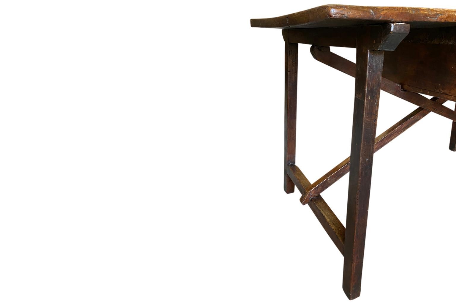 17th Century Italian Writing Table - Side Table For Sale 5