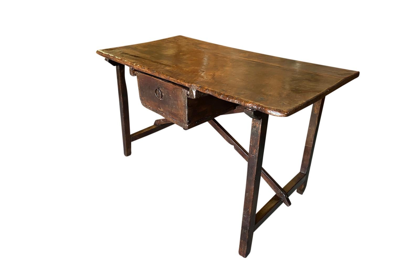 18th Century and Earlier 17th Century Italian Writing Table - Side Table For Sale