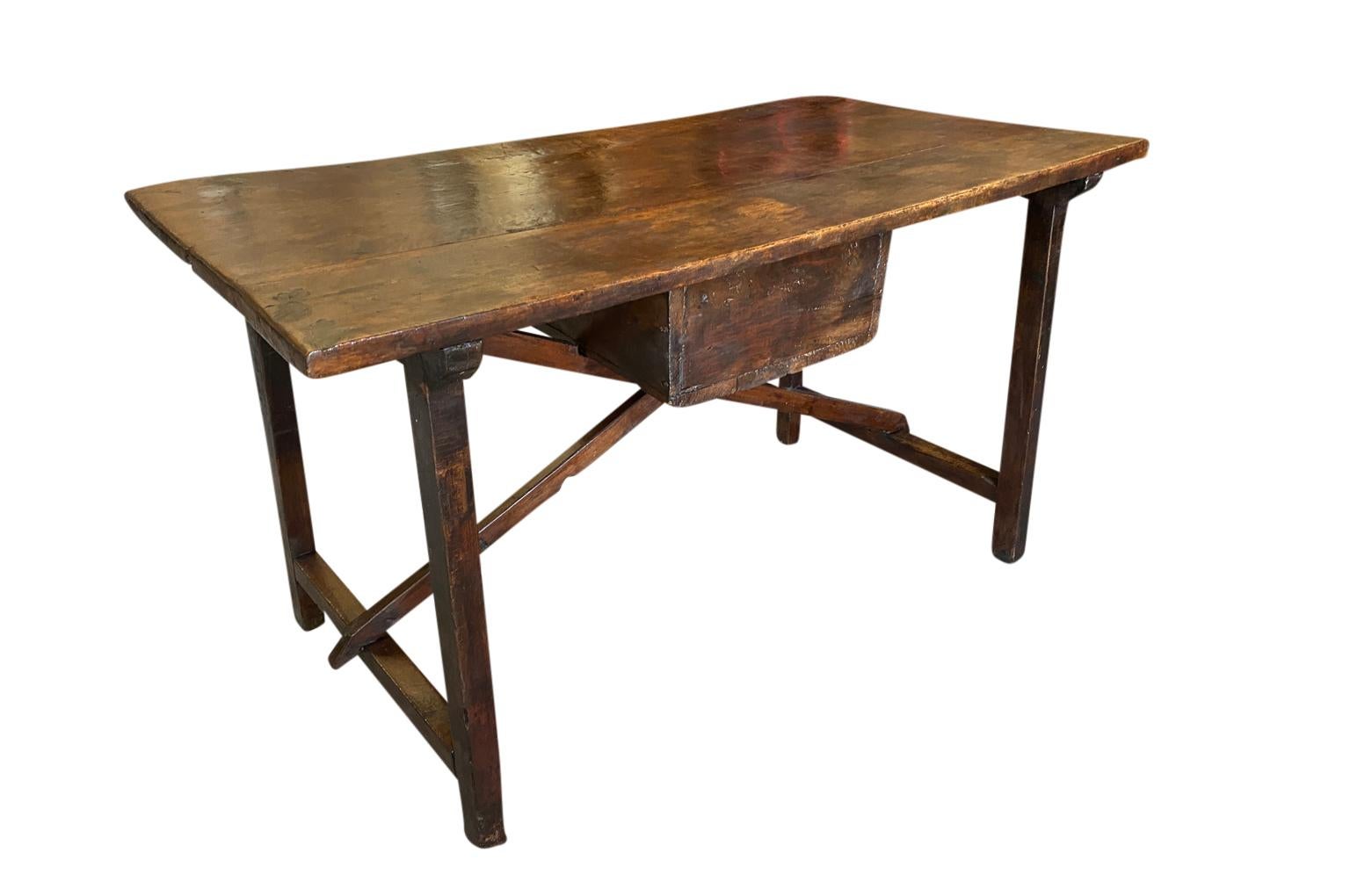 17th Century Italian Writing Table - Side Table For Sale 1