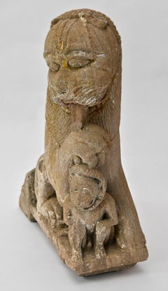 17th Century Italy Sculpture Stone Lion Holding a Monkey