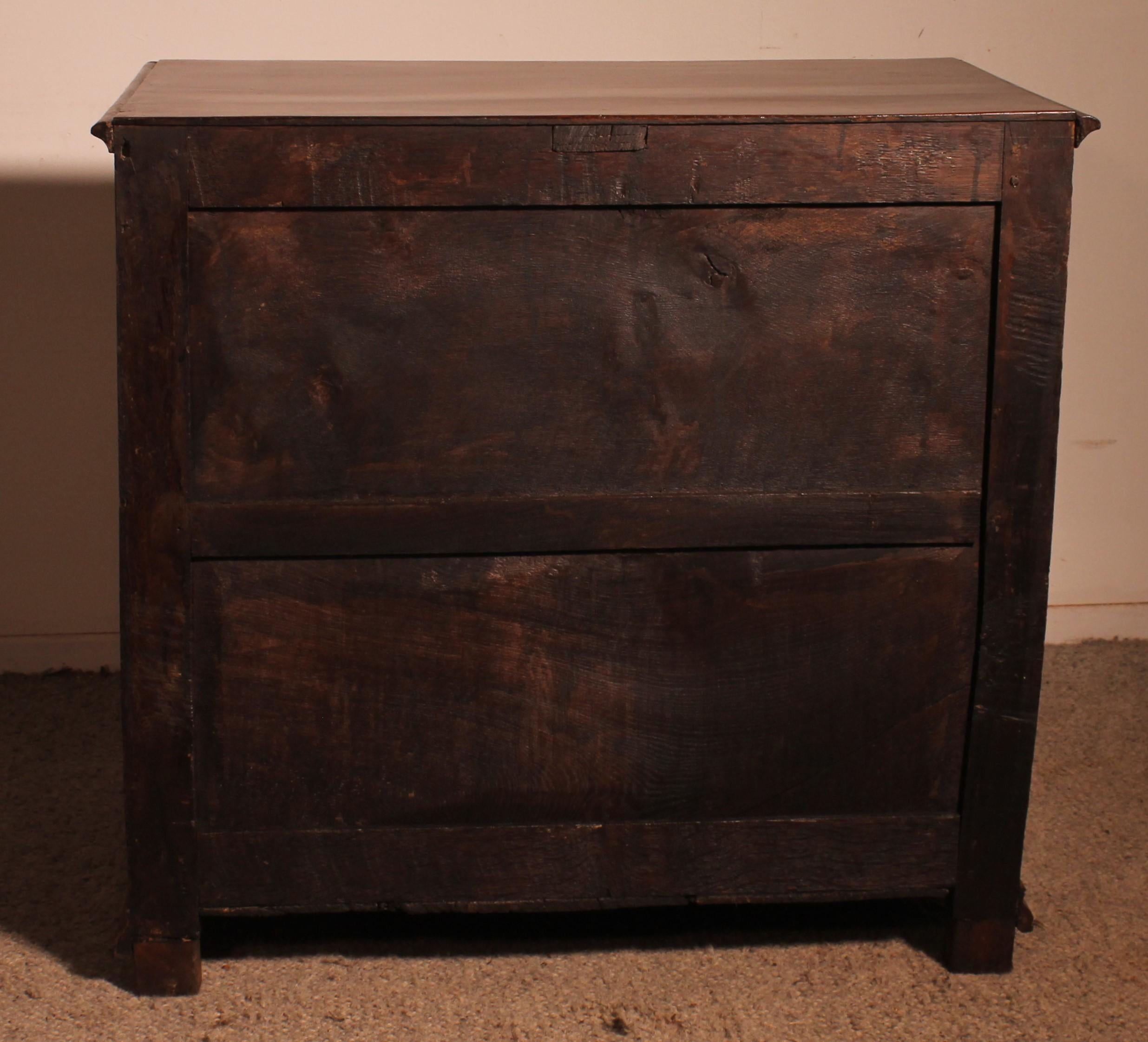 Cassettiera giacobiana in Oak del XVII secolo in vendita 2