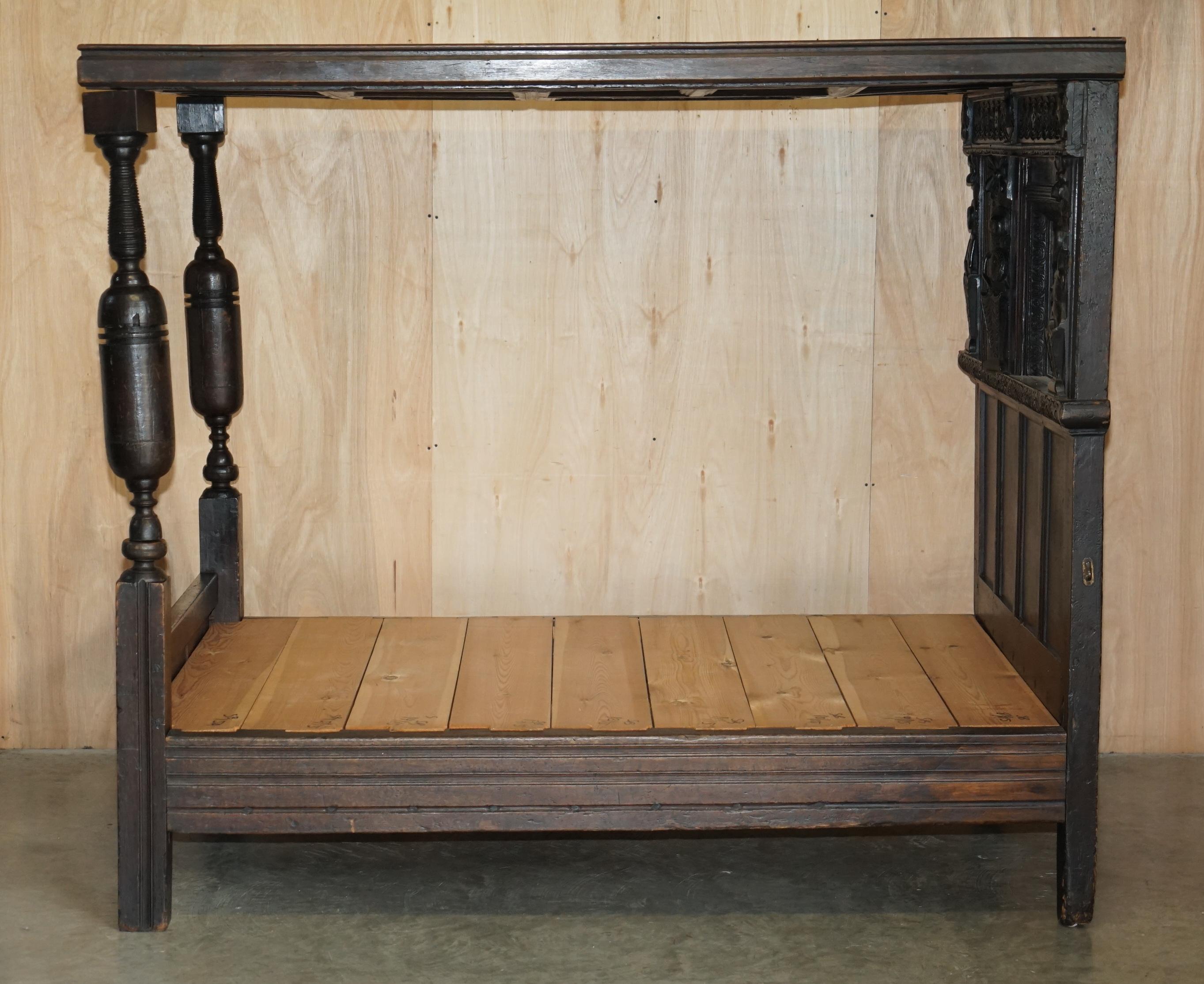 17TH CENTURY JACOBEAN WILLIAM III CIRCA 1650 ENGLiSH OAK TESTER FOUR POSTER BED For Sale 13