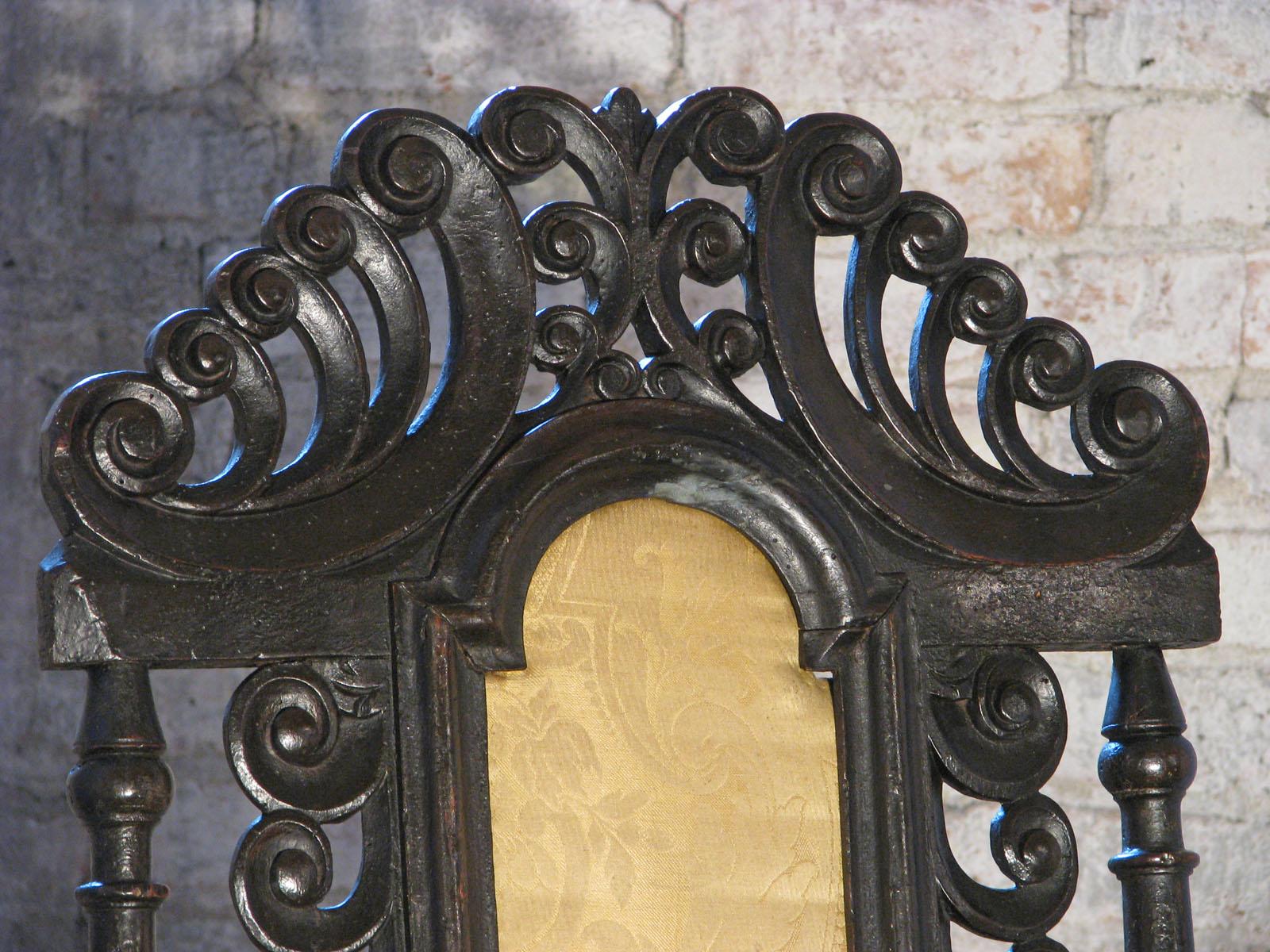 Englischer Sessel James II. aus dem 17. Jahrhundert im Angebot 6