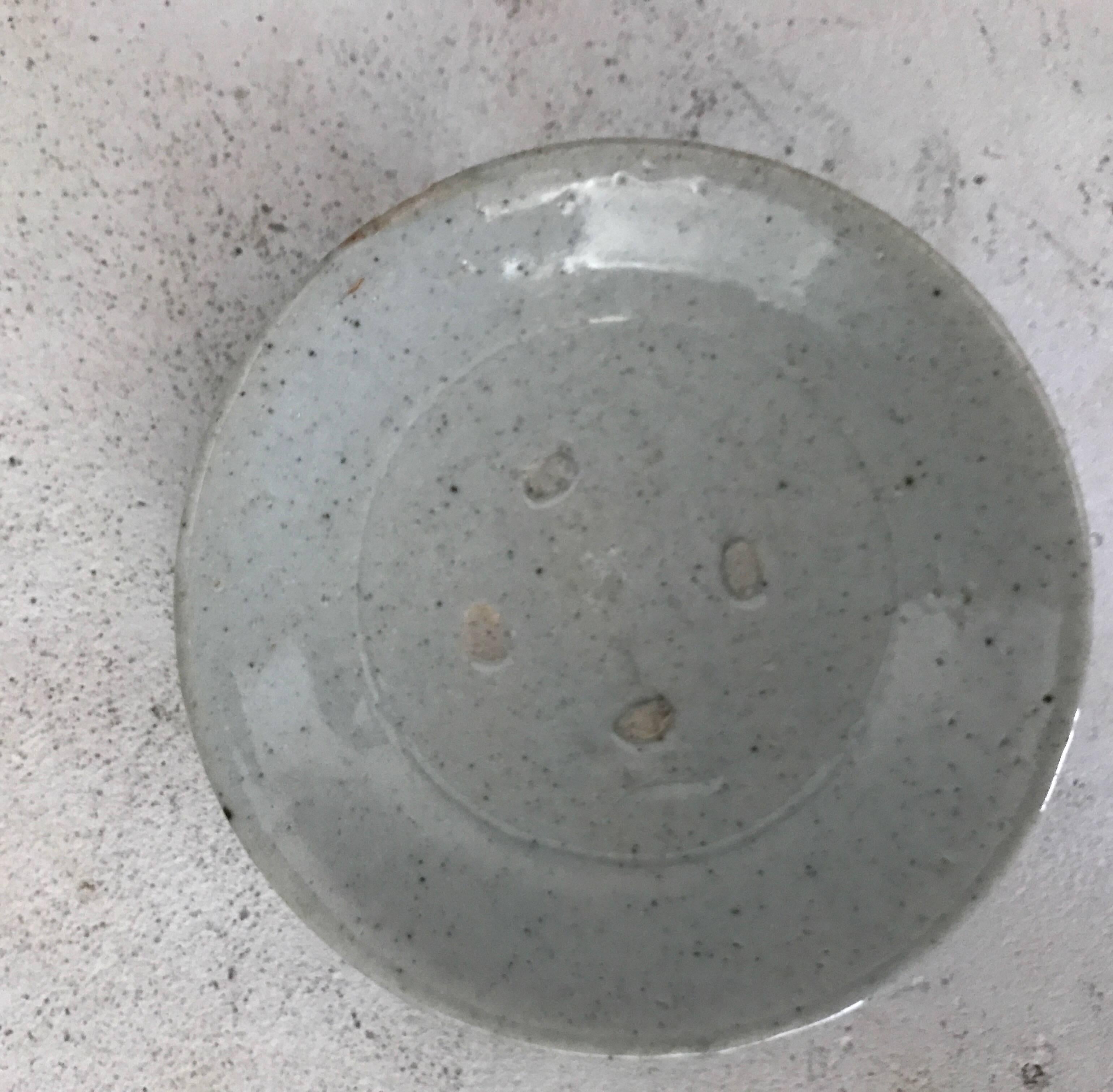 18th Century and Earlier 17th Century Japanese Porcelain Plate found in Tokyo, Japan