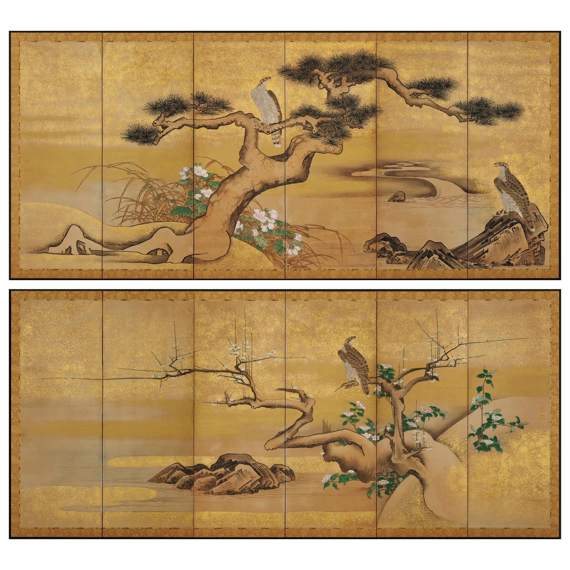 Paire de paravents japonais du 17ème siècle par Soga Nichokuan, Hawks on Pine & Plum Trees en vente