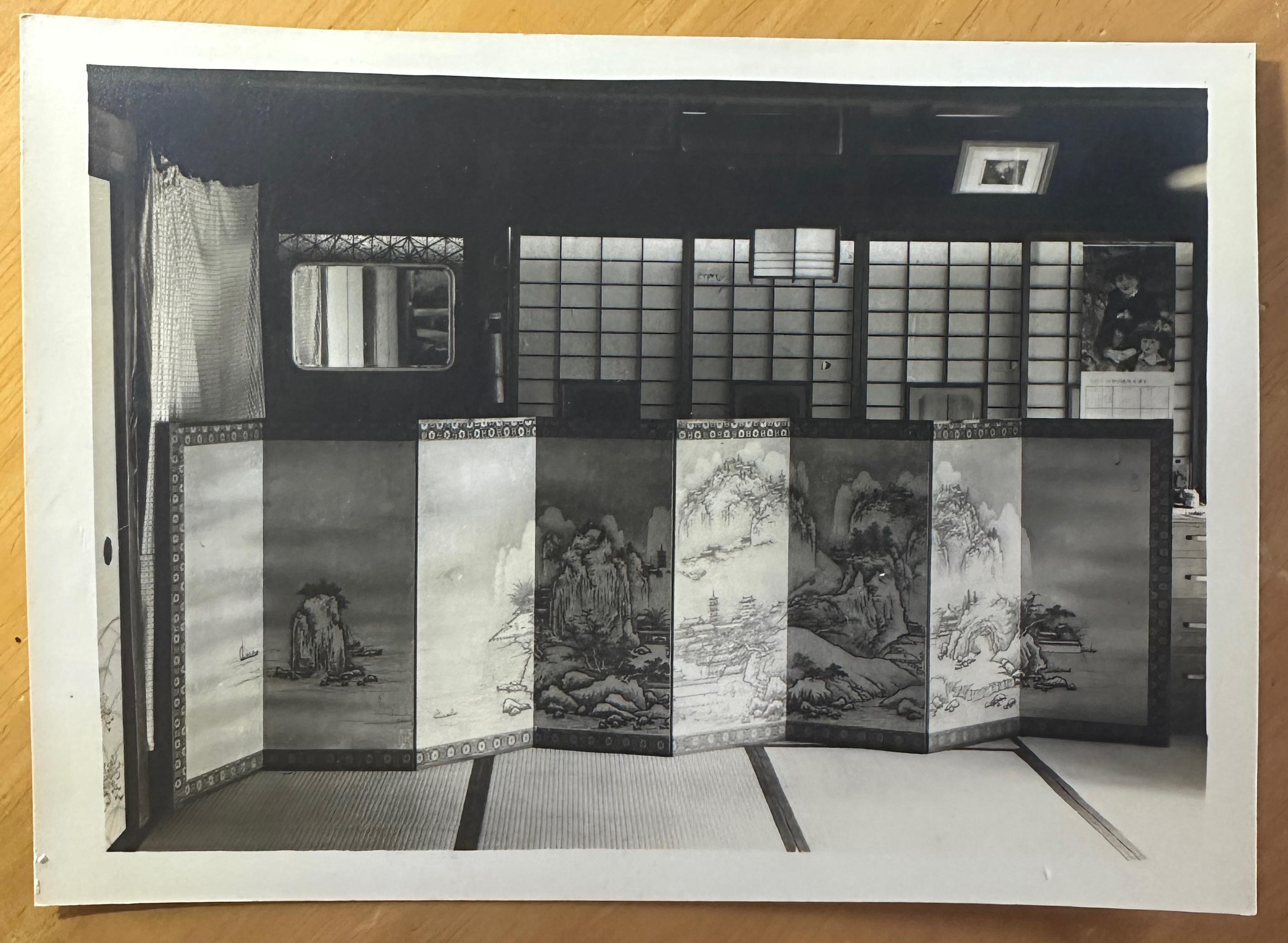 17th Century Japanese Screen. View of West Lake by Unkoku Toyo. For Sale 11