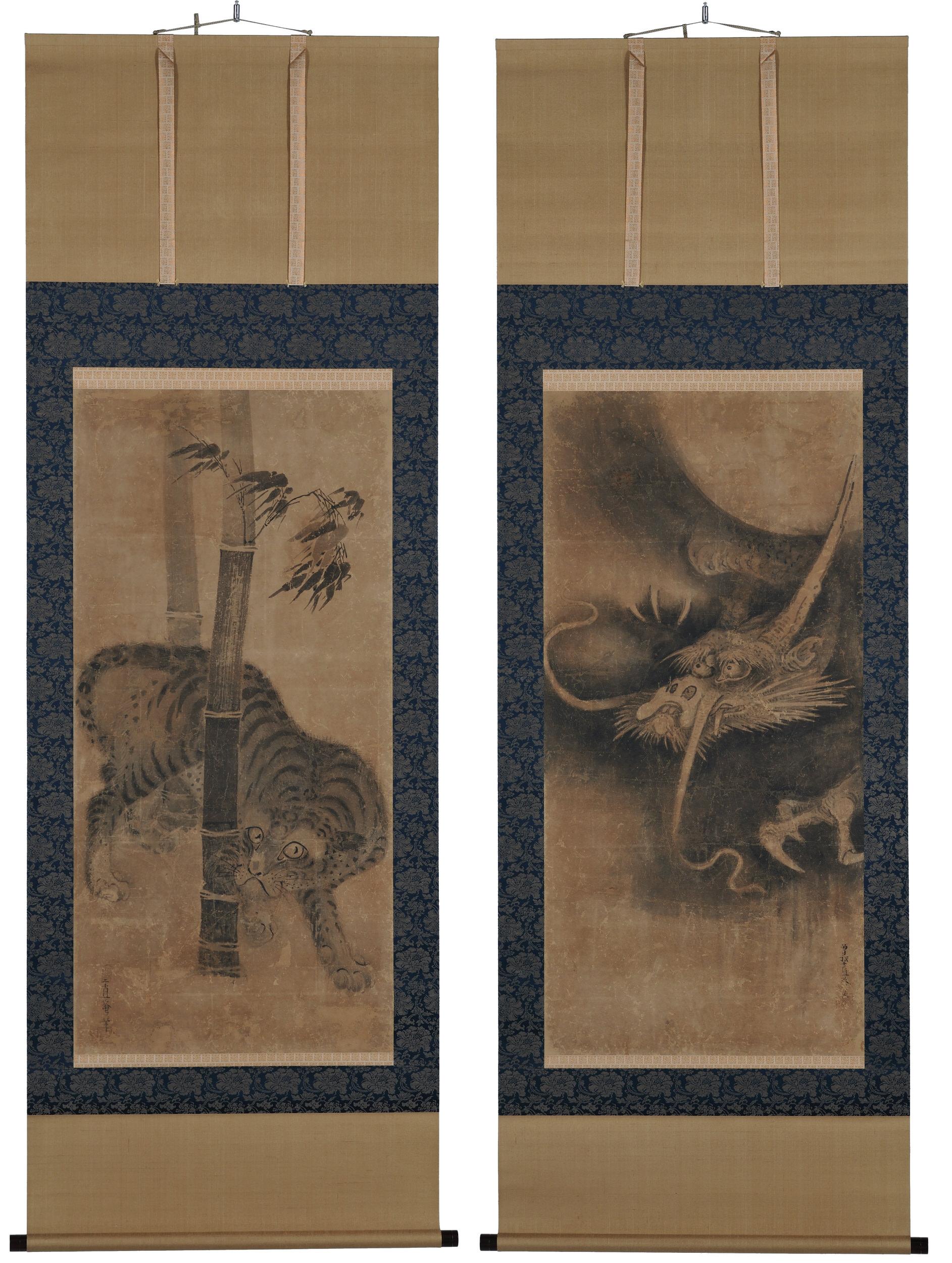 Tiger and Dragon

Soga Nichokuan (active, circa 1625-1660)

Pair of hanging scrolls, ink on paper.

Dimensions:

Each scroll 118 cm x 57 cm.

Each image 215 cm x 73 cm.

This is a large and rare pair of dragon and tiger paintings by the