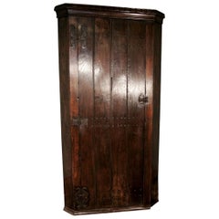 Antique 17th Century Joined Elm Corner Cupboard with Excellent Color, circa 1670