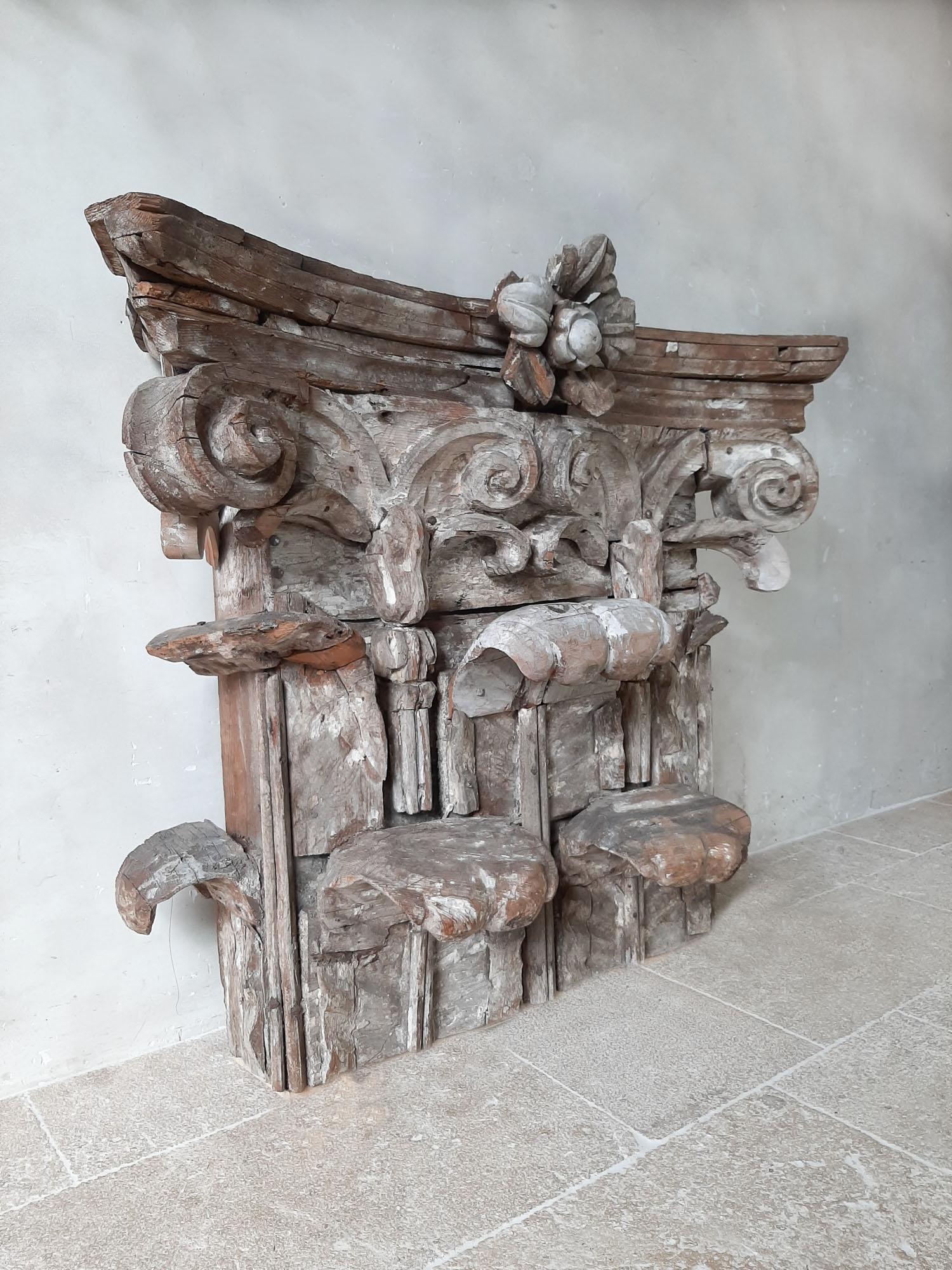 17th Century Large Italian Wood Carved and Gesso Capital 1