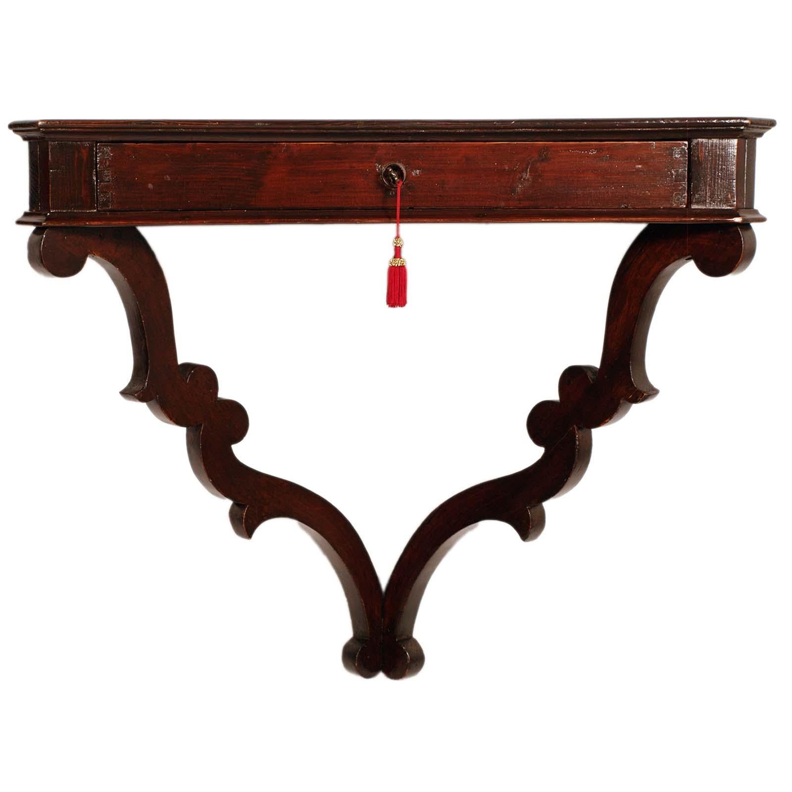 17th Century Large Tuscan Renaissance hanging Console in Walnut with Drawer.
Simple but precious console, all original which fills the environment with charm

About Tuscan Renaissance
The Renaissance With this term, rather than a style, we refer to