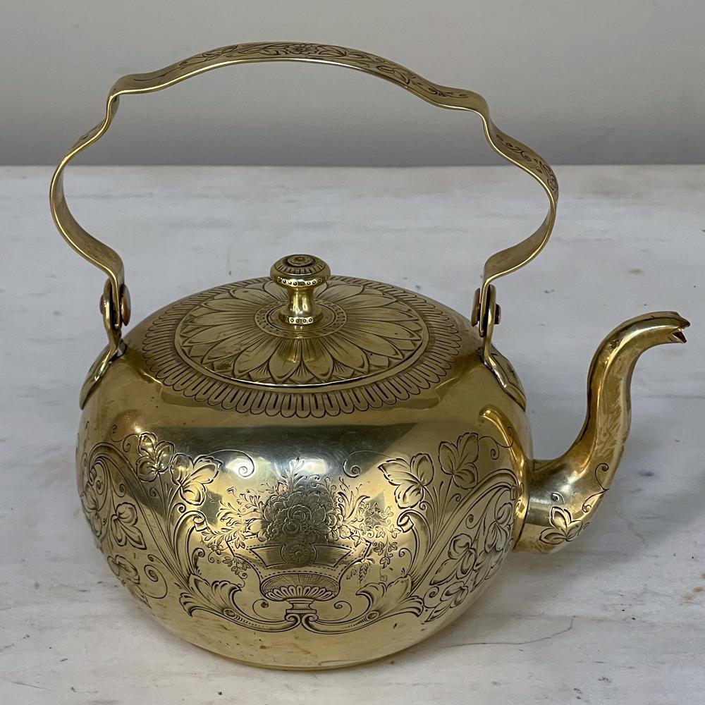French 17th Century Liegoise Chiseled Brass Water Kettle For Sale