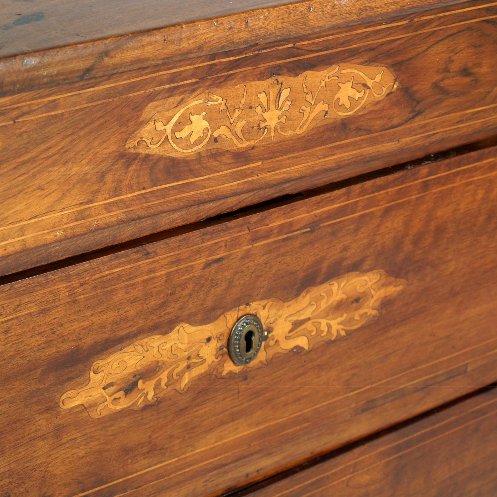 Louis XIV 17th Century Lombard-Piedmont Area, Chest of Drawers, Inlaid Walnut Wax-Polished For Sale