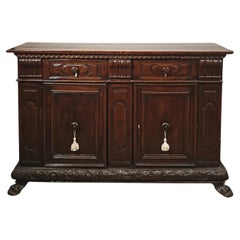 17th CENTURY LOMBARD WALNUT SIDEBOARD