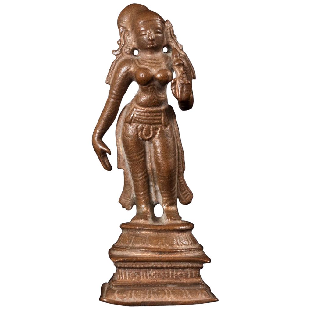 Bronzo a cera persa del XVII secolo Radha, amante di Krishna, India