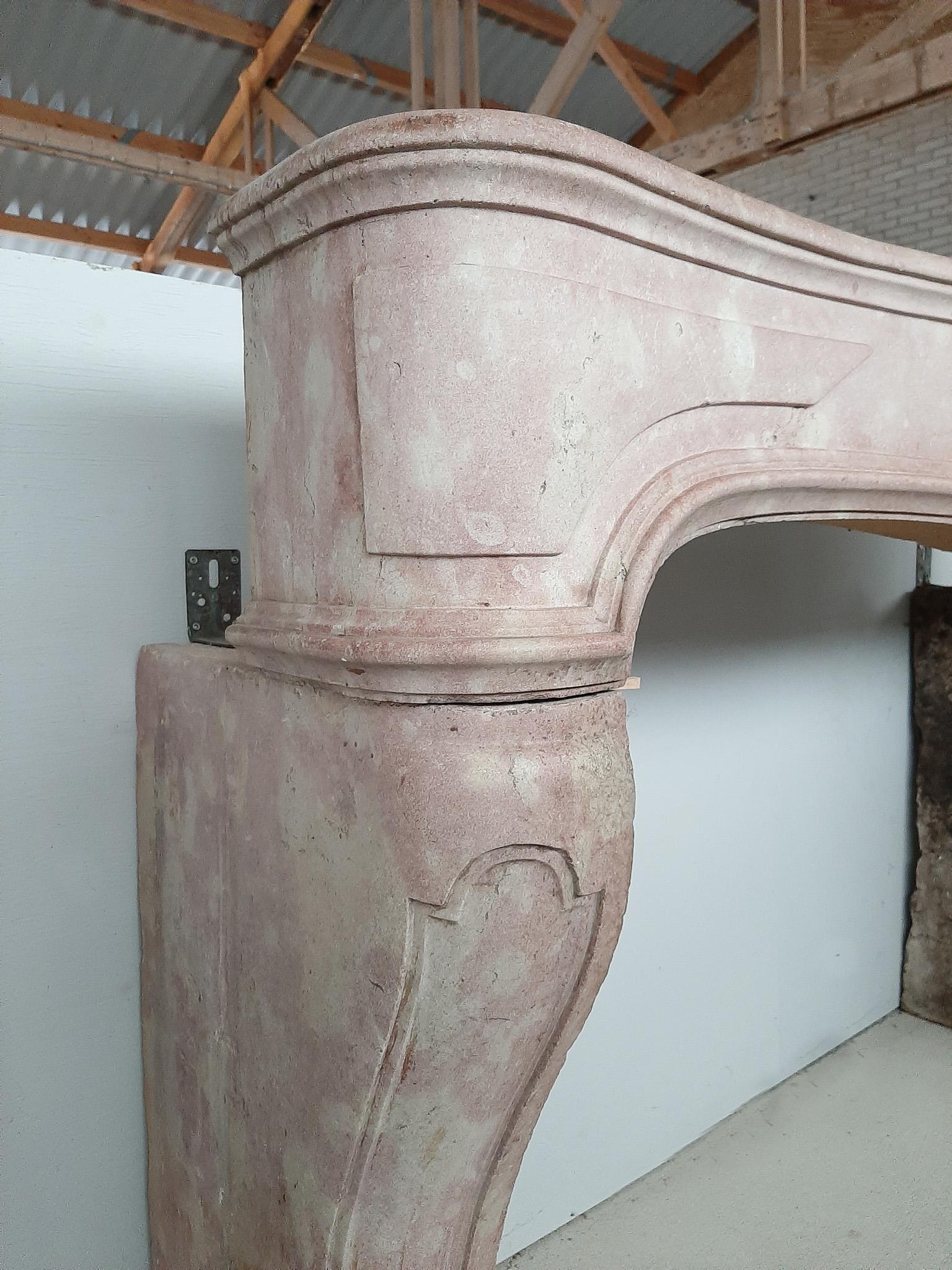 17th Century Louis XIV Pink Marble Fireplace For Sale 2