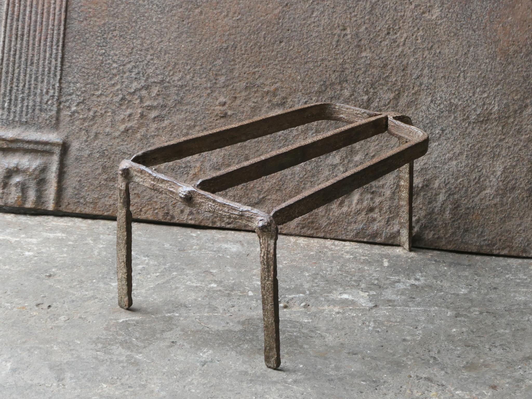 17th Century Louis XIV Trivet, France, Louis XIV Period In Good Condition For Sale In Soest, NL