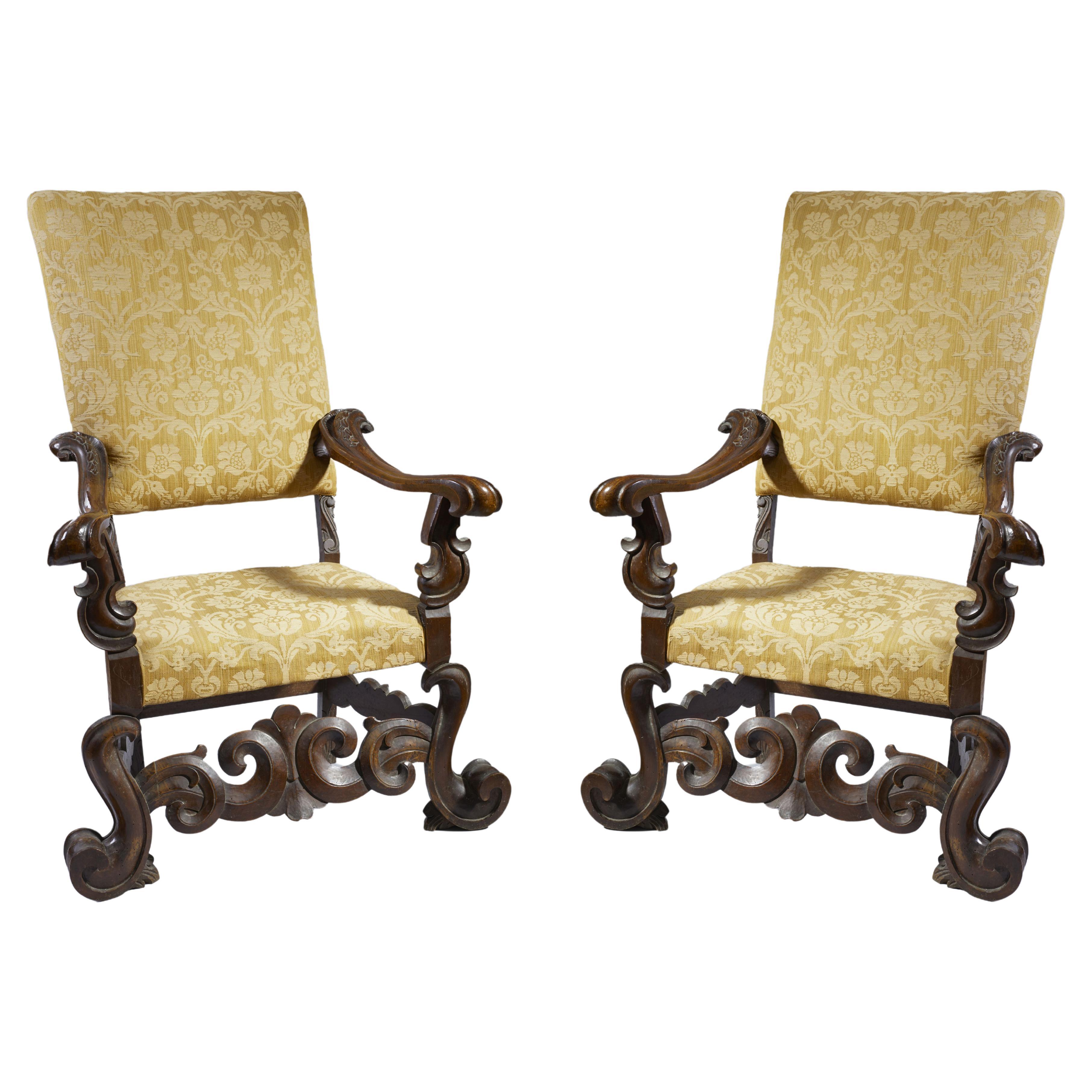 17th Century Louis XV Walnut Venetian Armchairs Pair Of Hand Carving Yellow For Sale