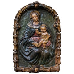 Virgen con el Niño del siglo XVII de terracota policromada Impruneta Tondo