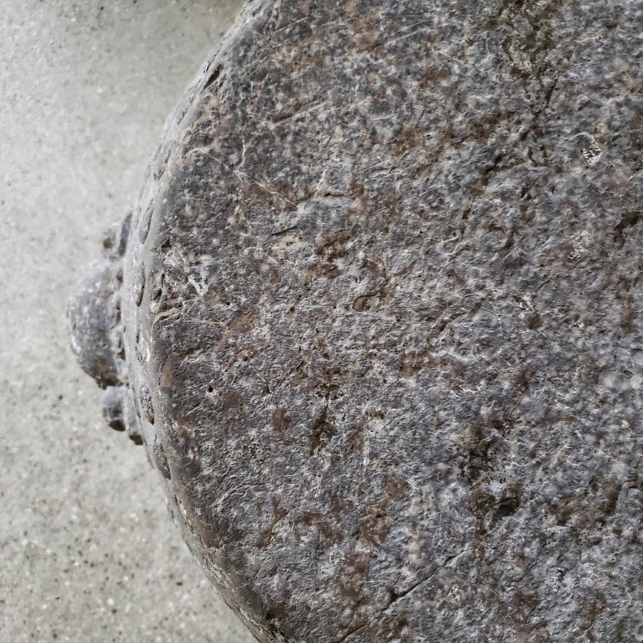 17th Century Ming Dynasty Carved Stone Barrel #01 In Good Condition For Sale In Chicago, IL