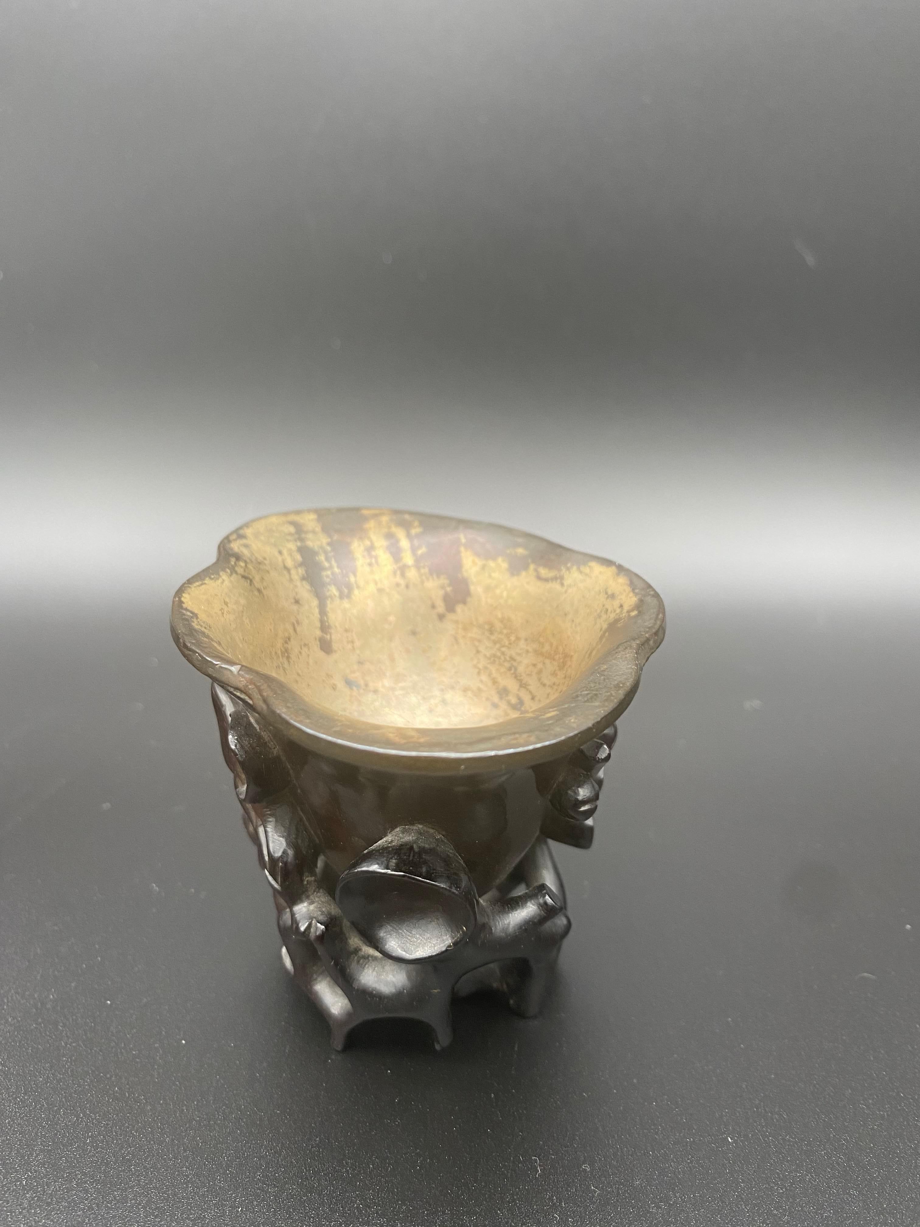 17th Century Ming Dynasty Chinese Zitan Libation Cup Silver Inlaid For Sale 7