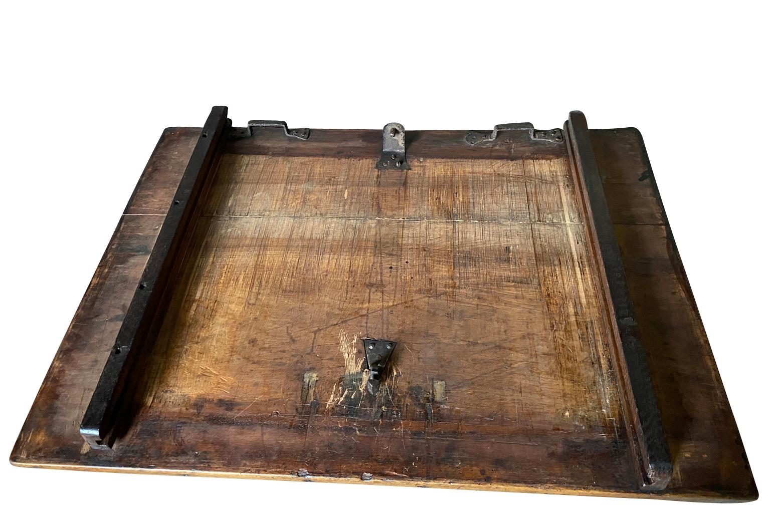 17th Century Money Changer's Table For Sale 10