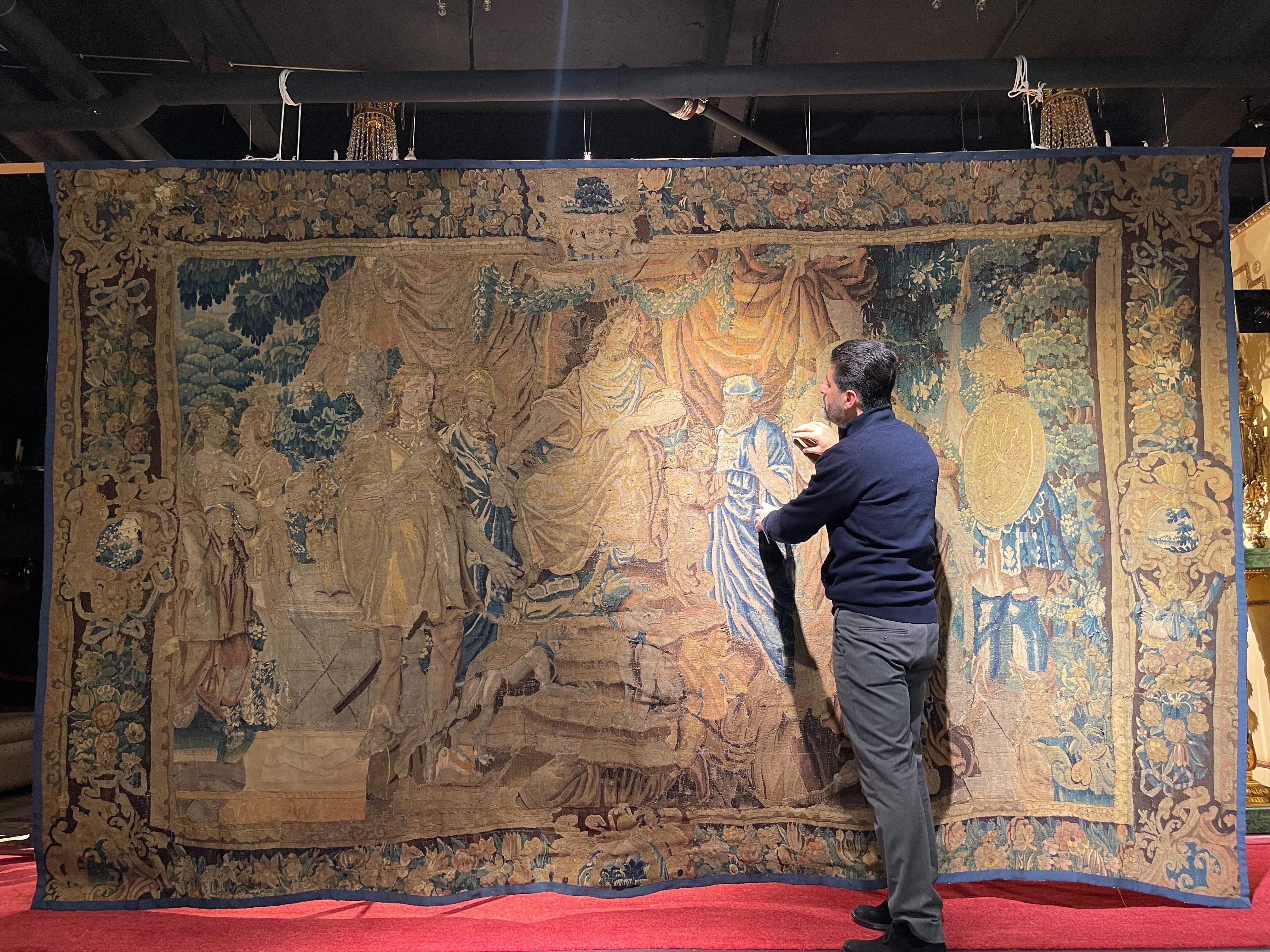 17th Century Monumental Tapestry/Gobelin Audience with the King in Antiquity For Sale 4
