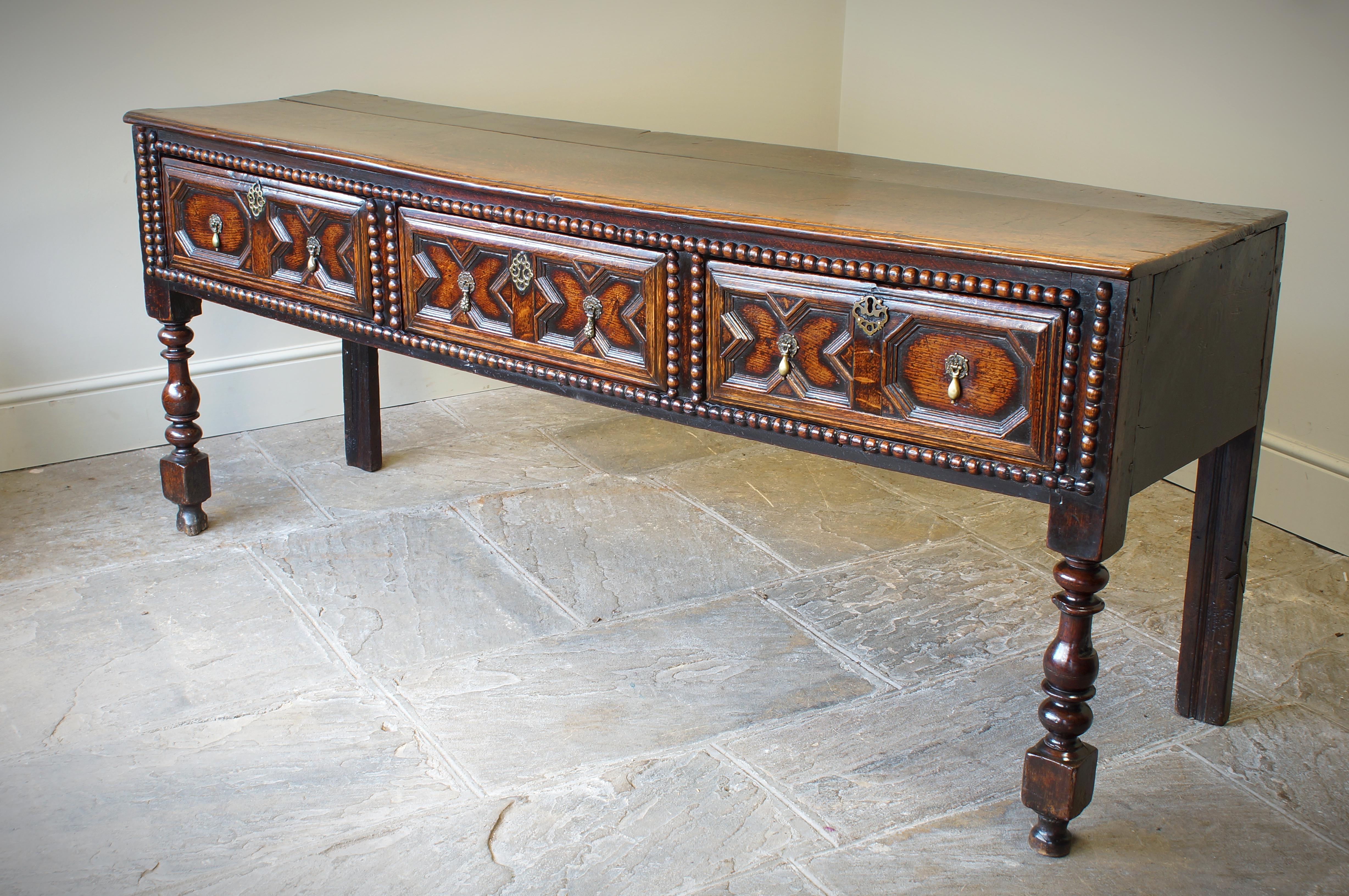 17th Century Moulded Oak Dresser base. 4