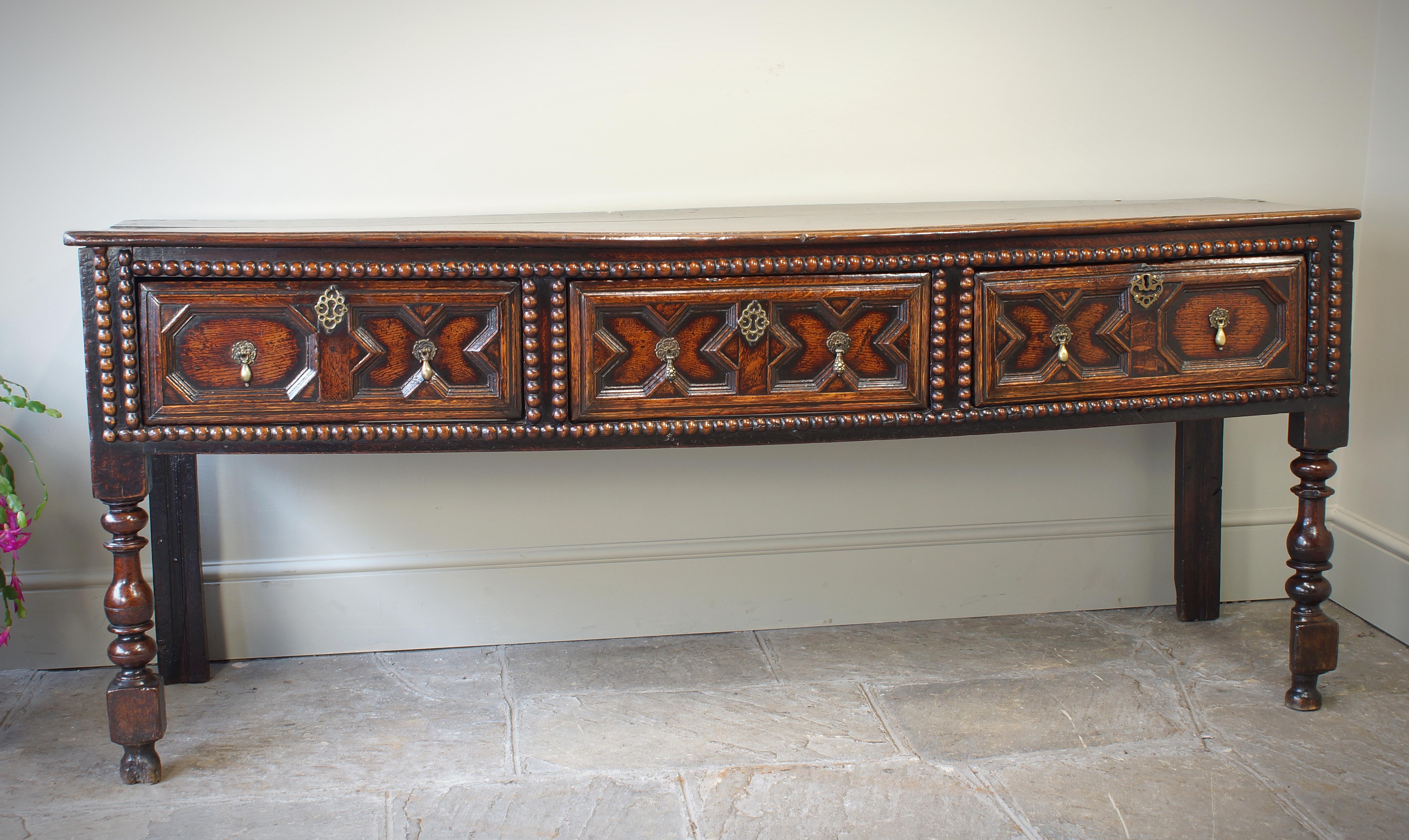 17th Century Moulded Oak Dresser base. For Sale 5