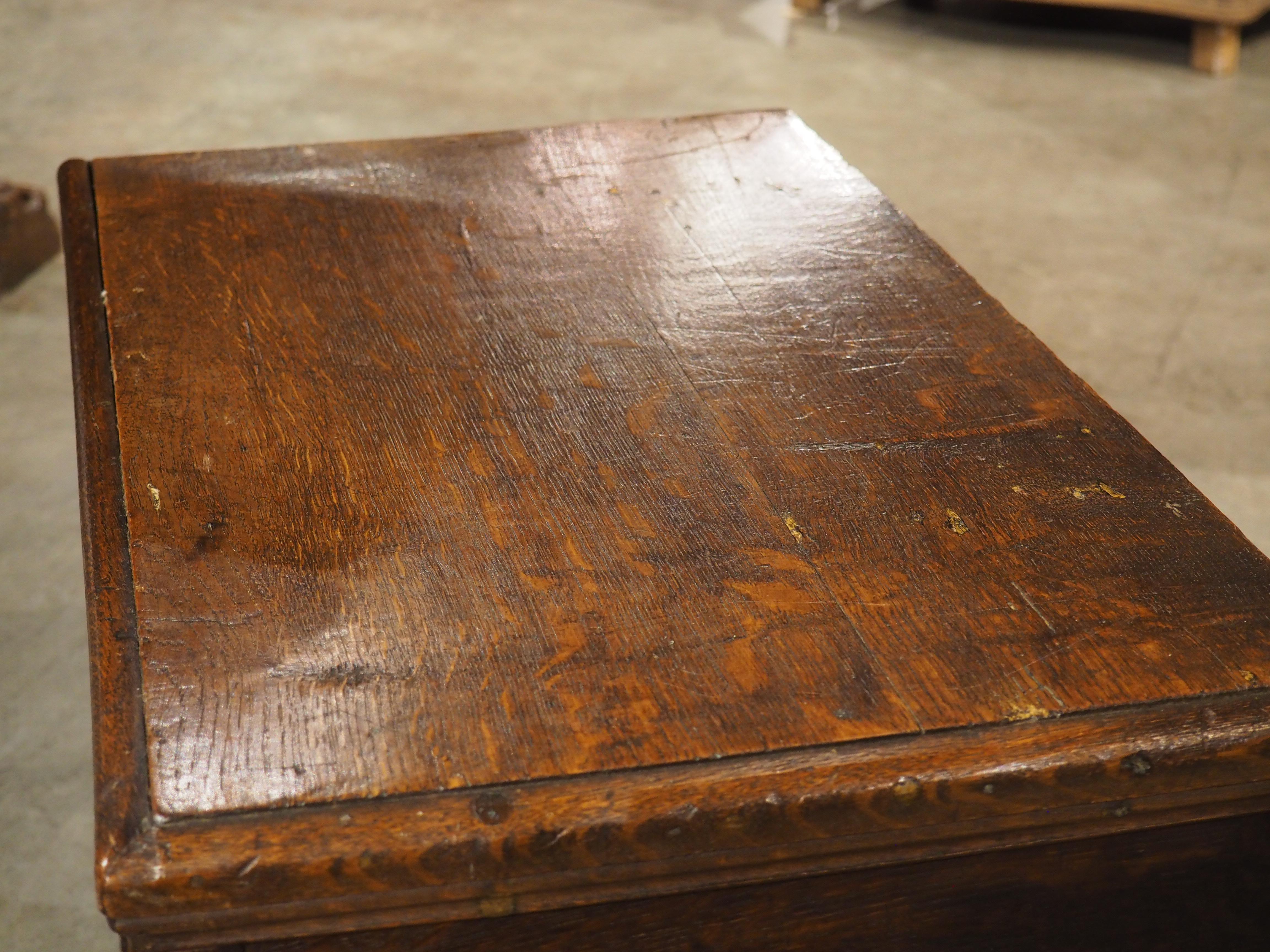 17th Century Northern France Wedding Chest in Carved Oak For Sale 5