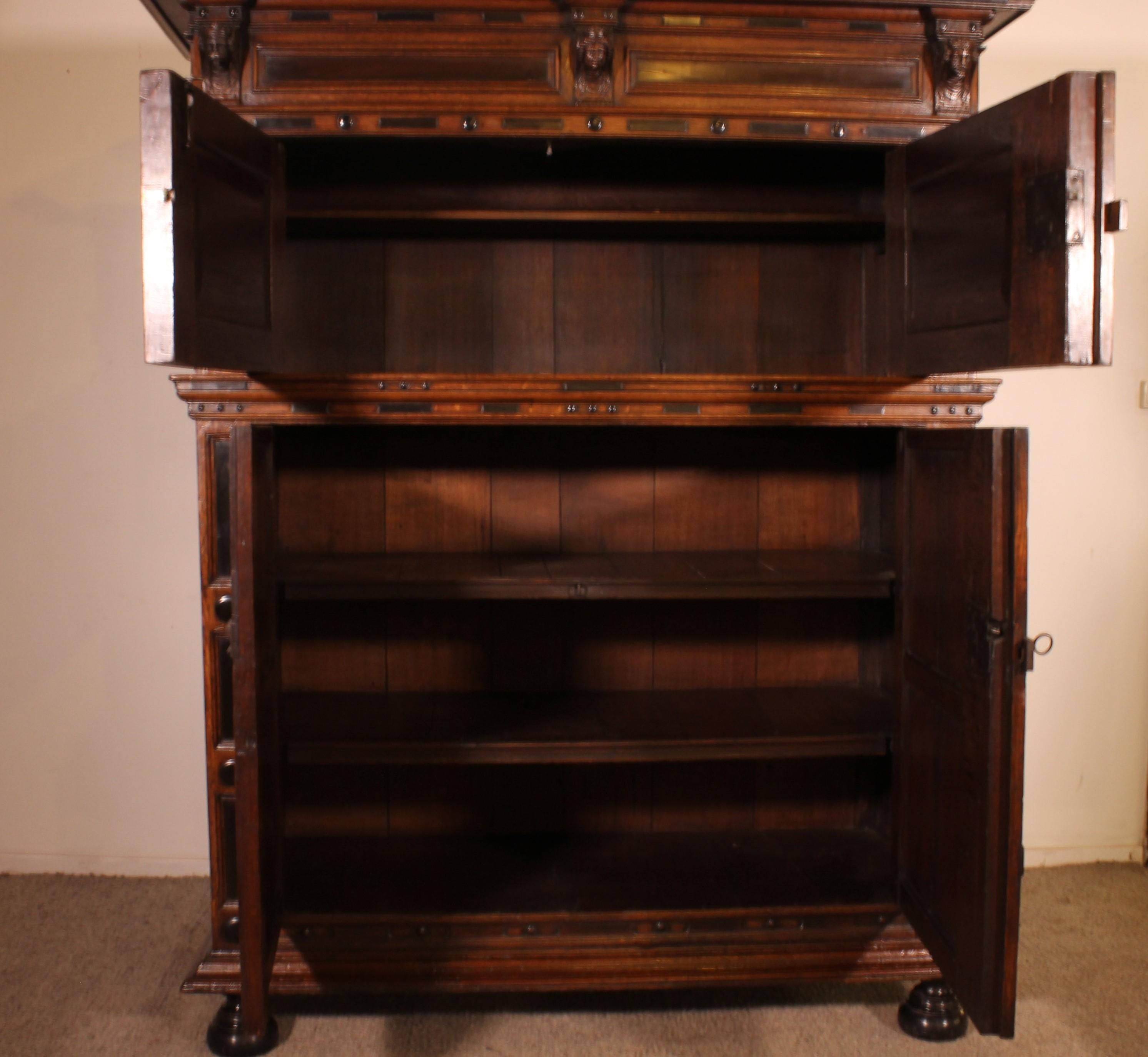 Chêne Buffet à 4 portes en chêne et ébène du 17ème siècle - Pays-Bas en vente