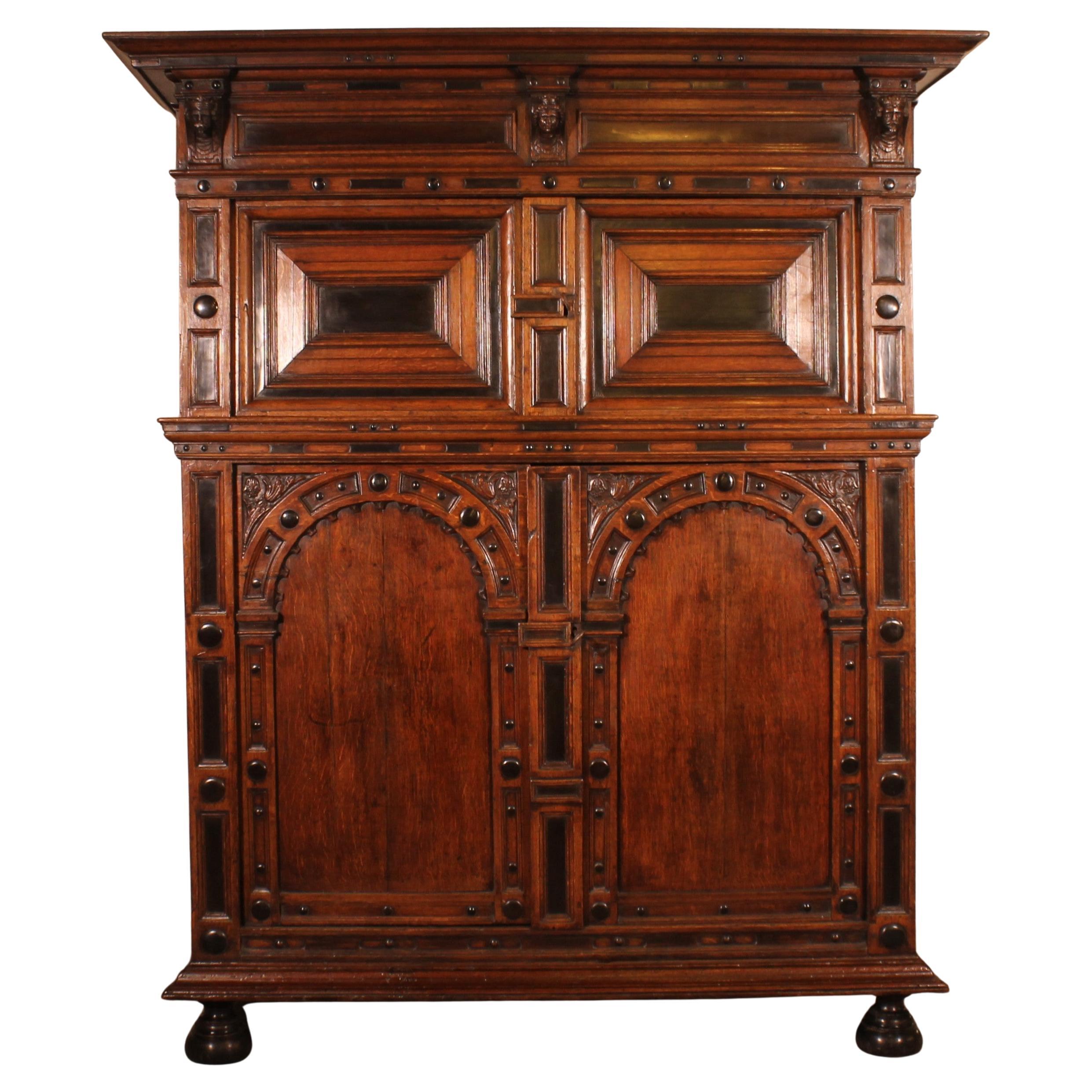 17th Century Oak And Ebony 4-door Sideboard - Netherlands