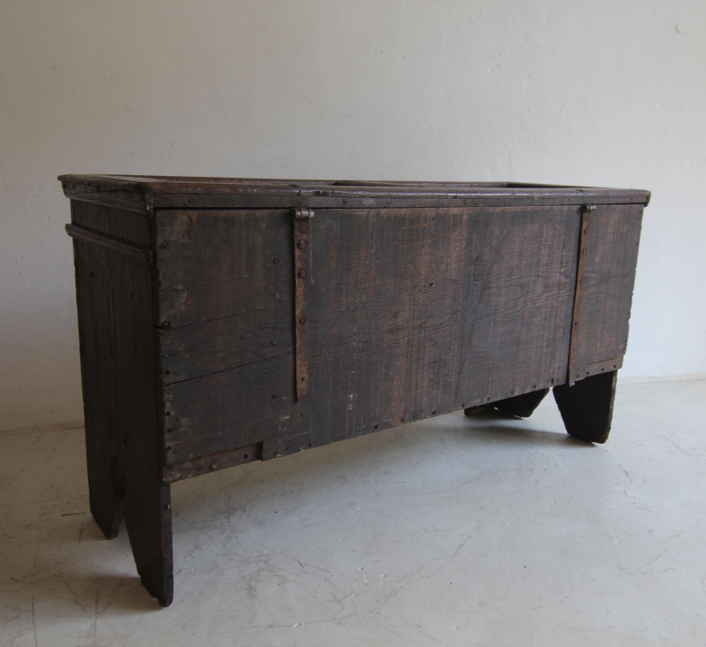 Cassapanca barocca in Oak del XVII secolo in vendita 14