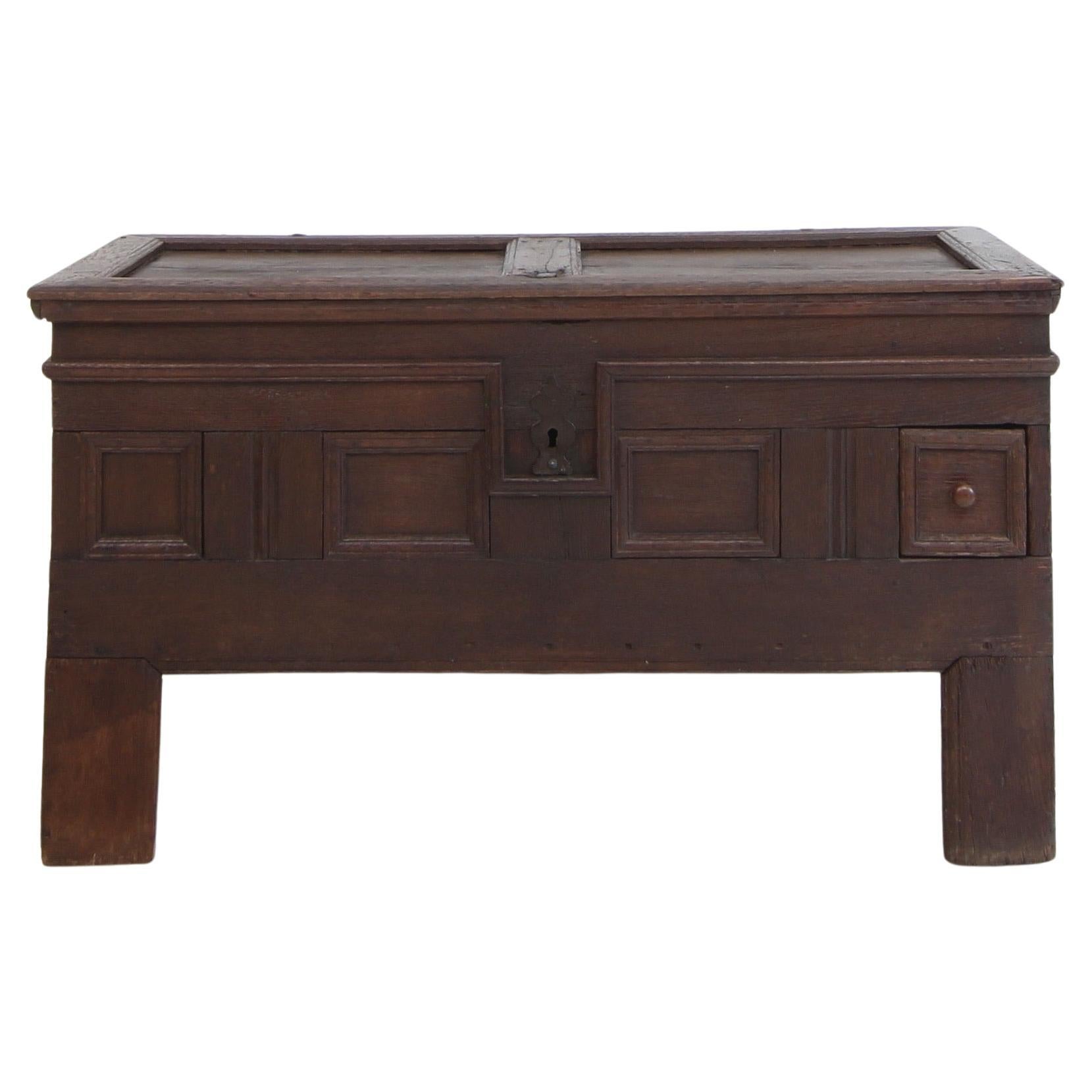 Cassapanca barocca in Oak del XVII secolo