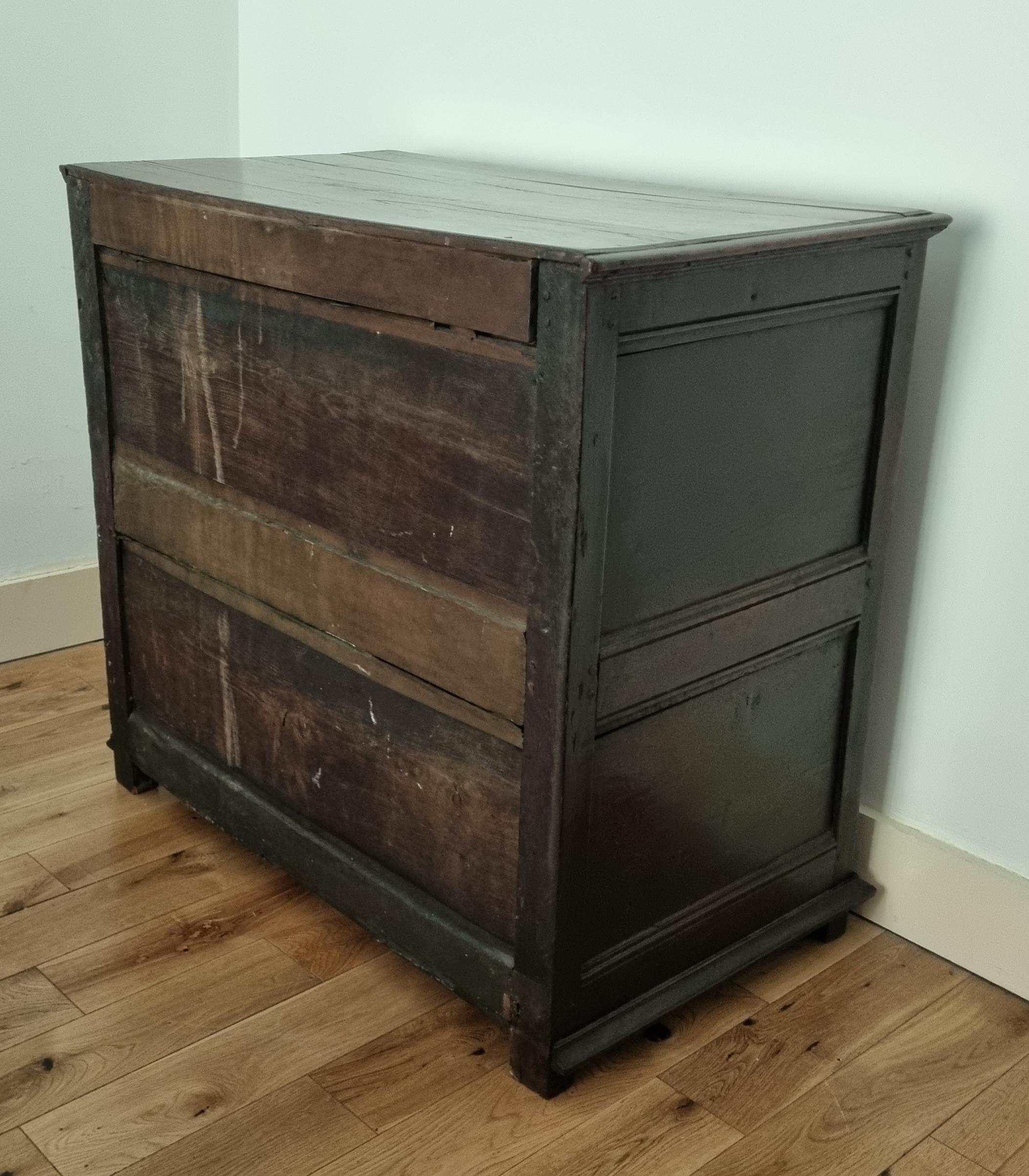 Cassettiera in Oak del XVII secolo, periodo Charles II in vendita 1